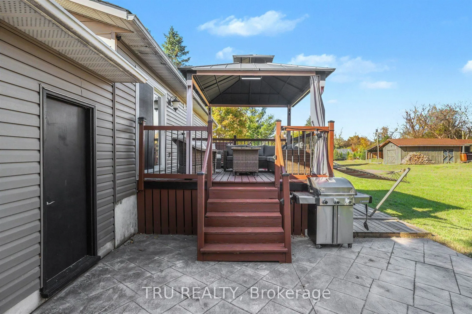 6 Oxford Heights Drive