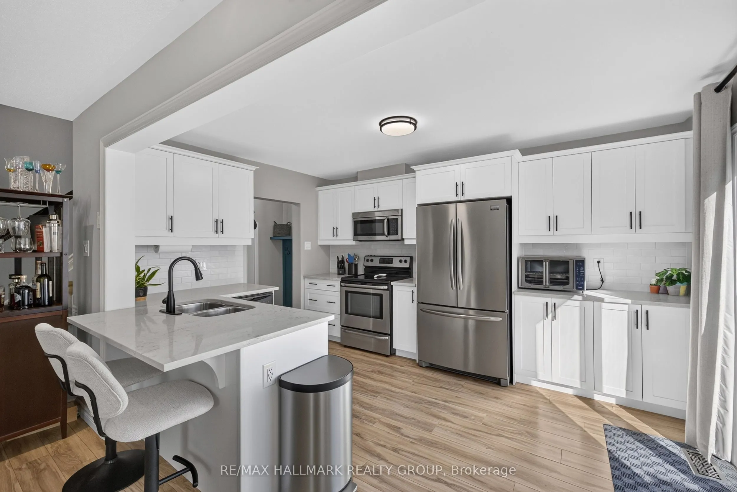 792 Mayfly Crescent