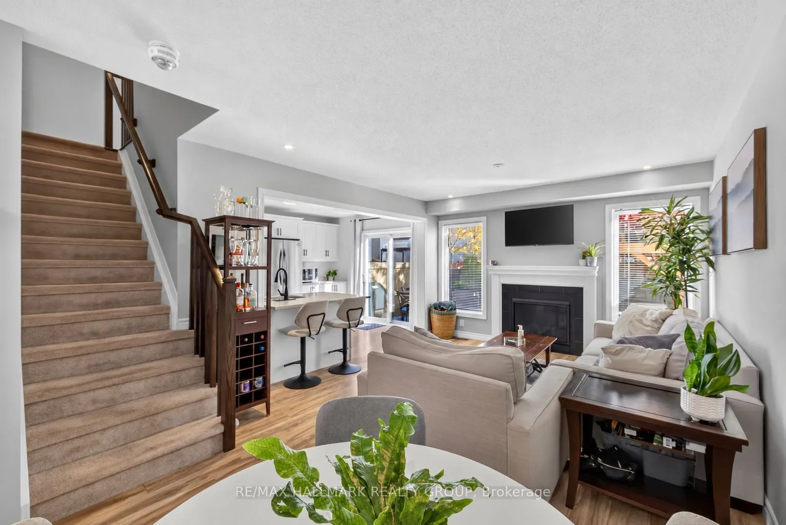 792 Mayfly Crescent