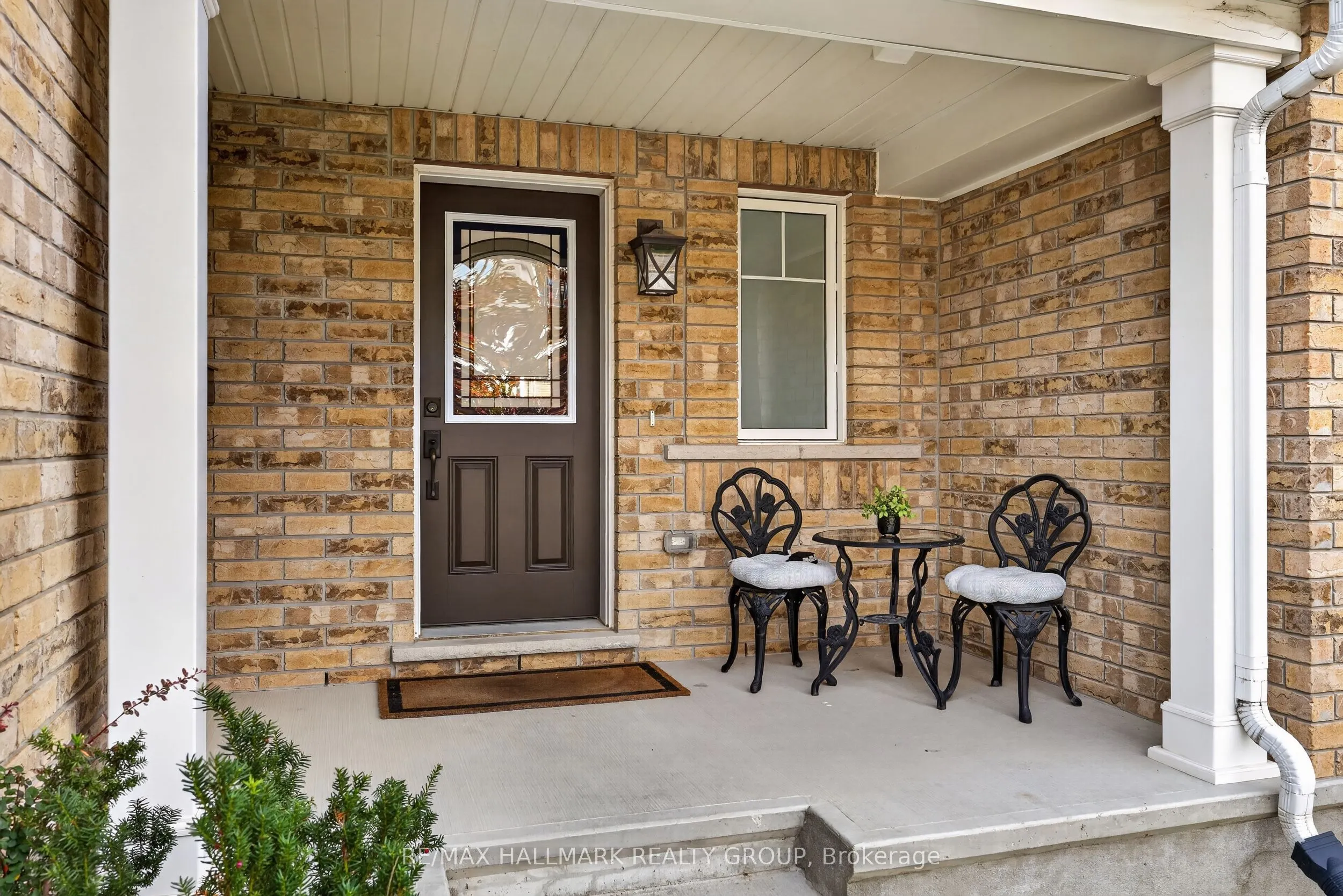 792 Mayfly Crescent