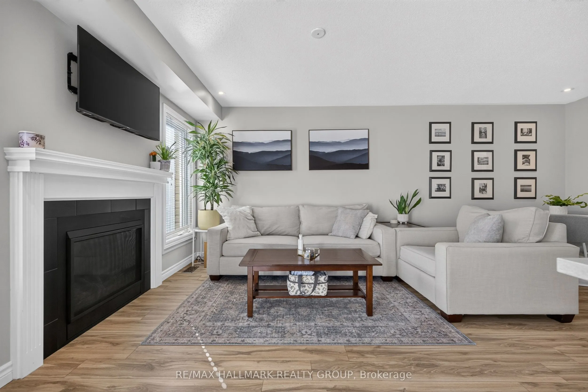 792 Mayfly Crescent