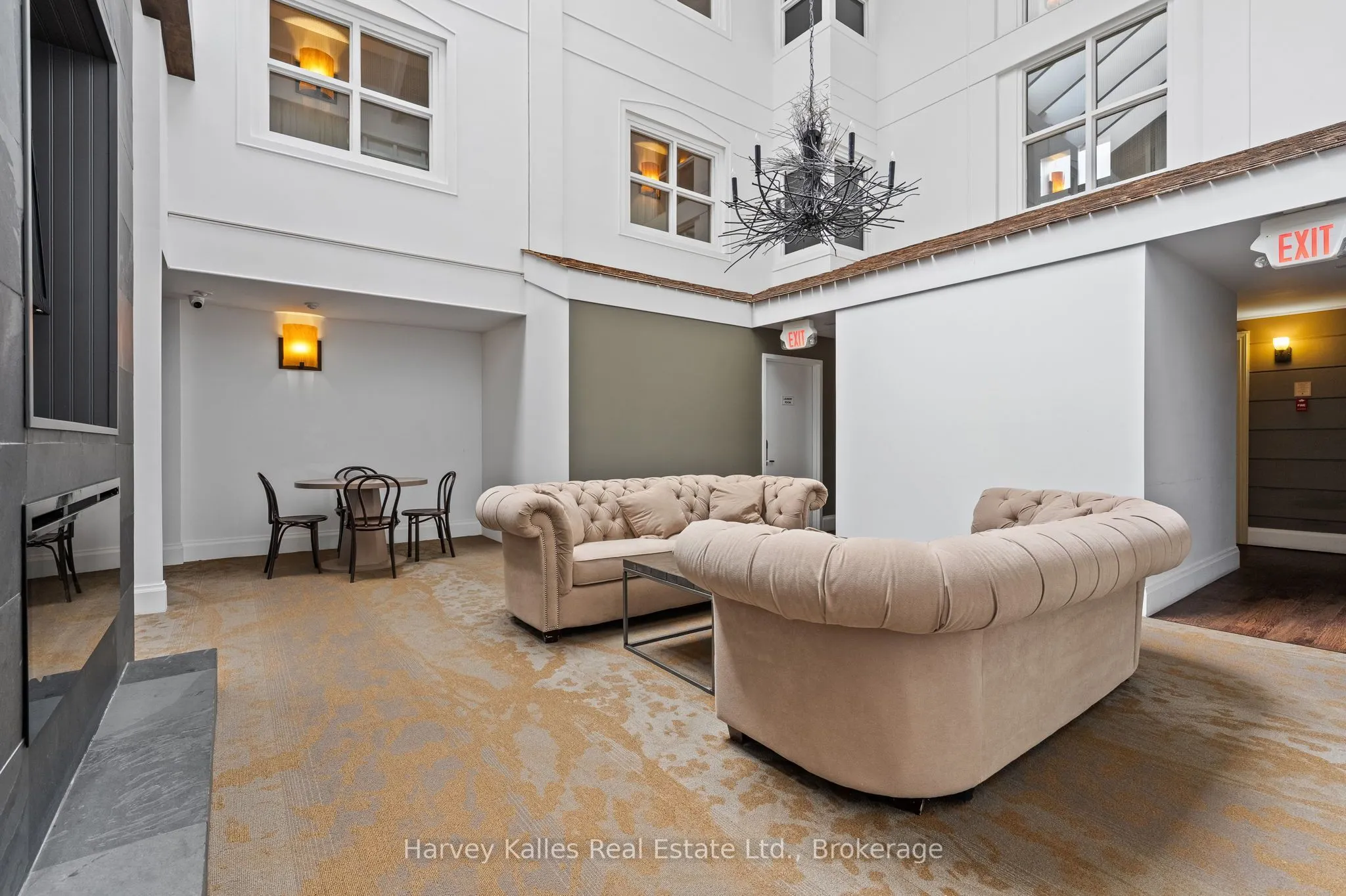 54 Deerhurst Summit Drive #201