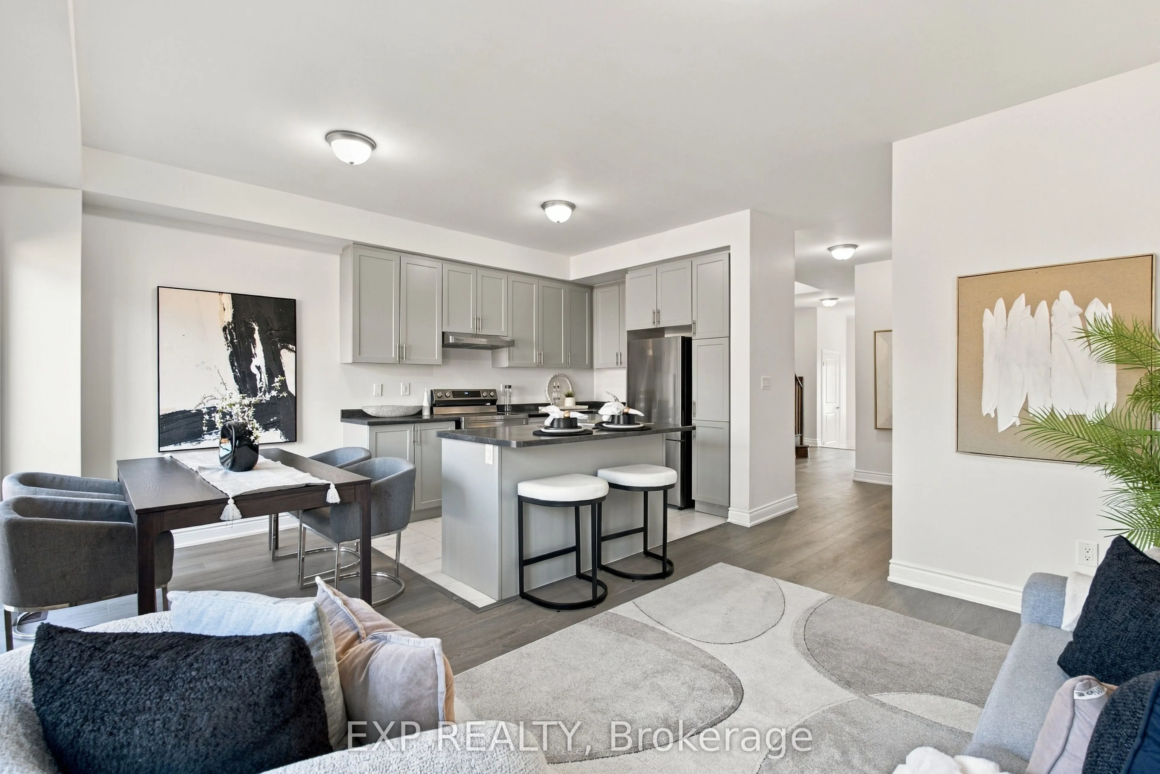 31 Sapphire Way