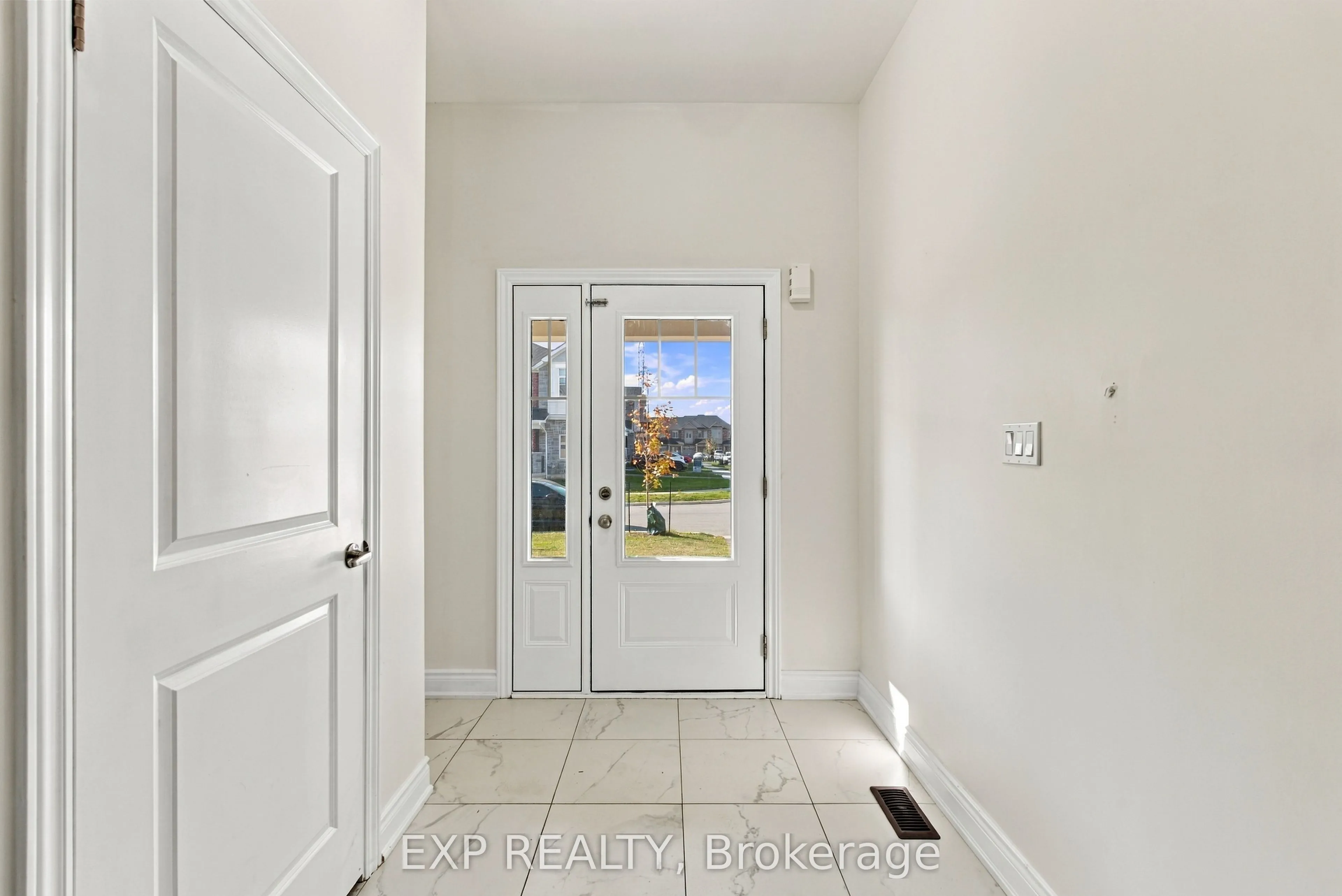 31 Sapphire Way