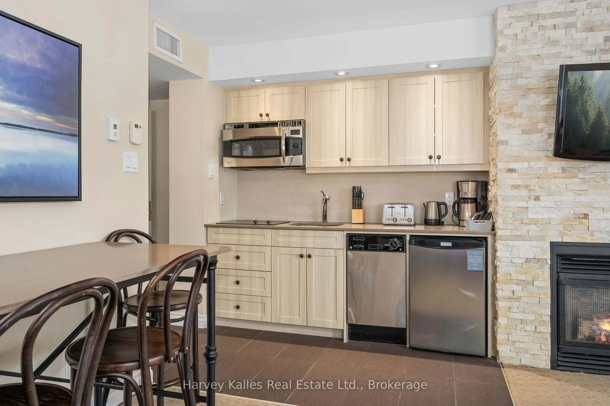 54 Deerhurst Summit Drive #202