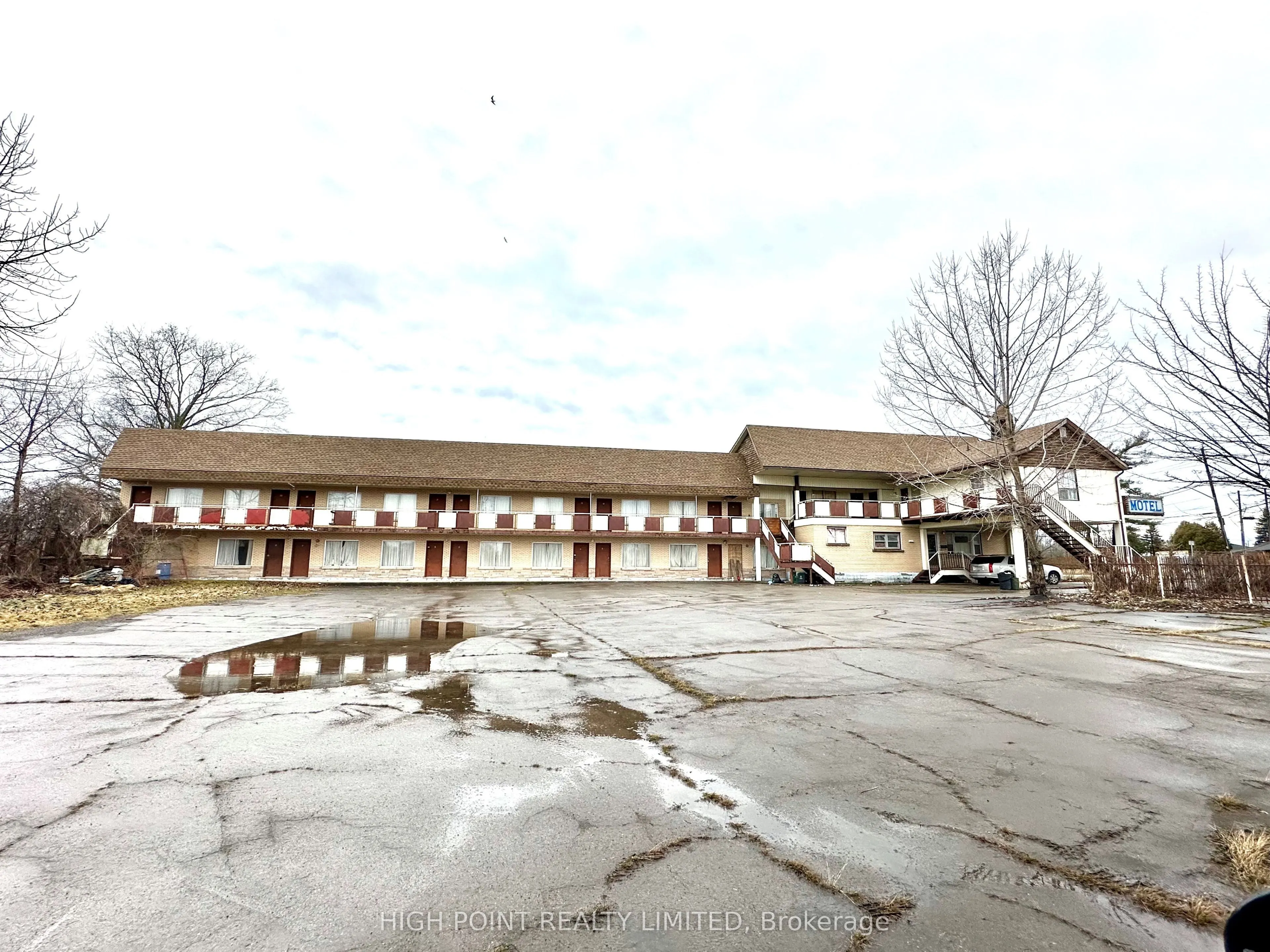 5544 Mcleod Road