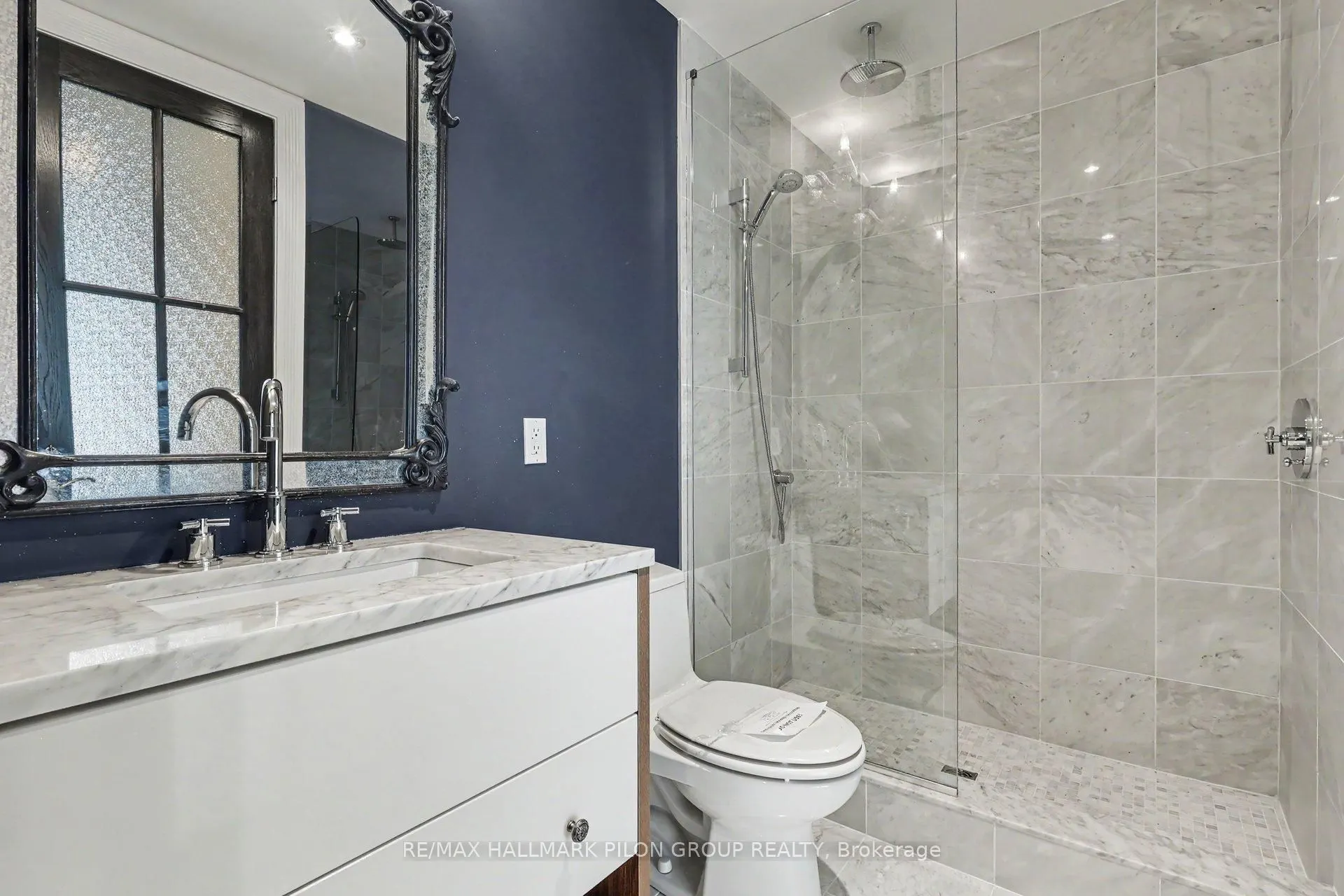 300 Lisgar Street #1512
