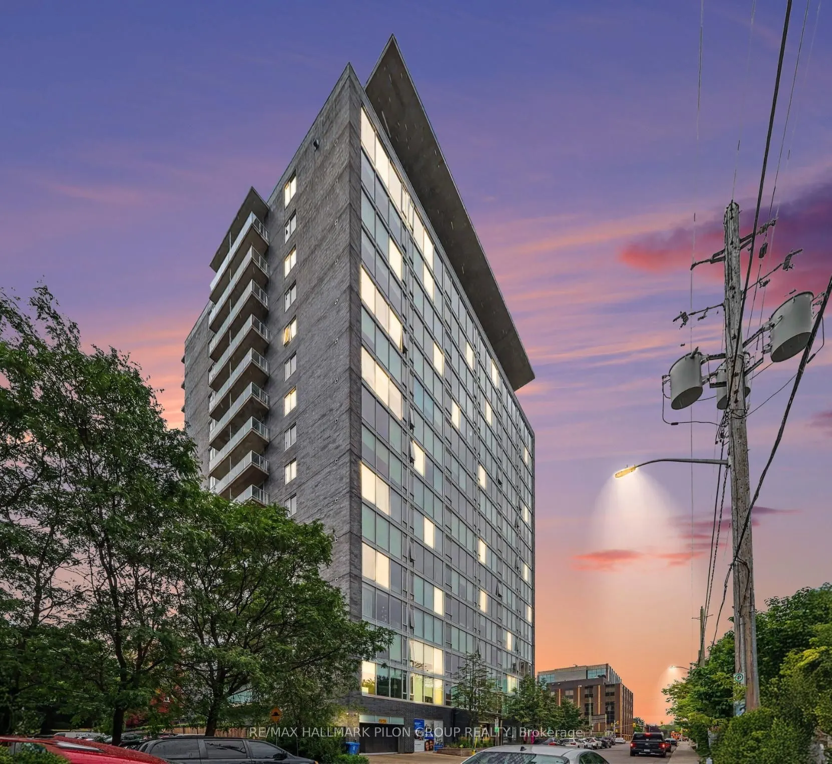 300 Lisgar Street #1512