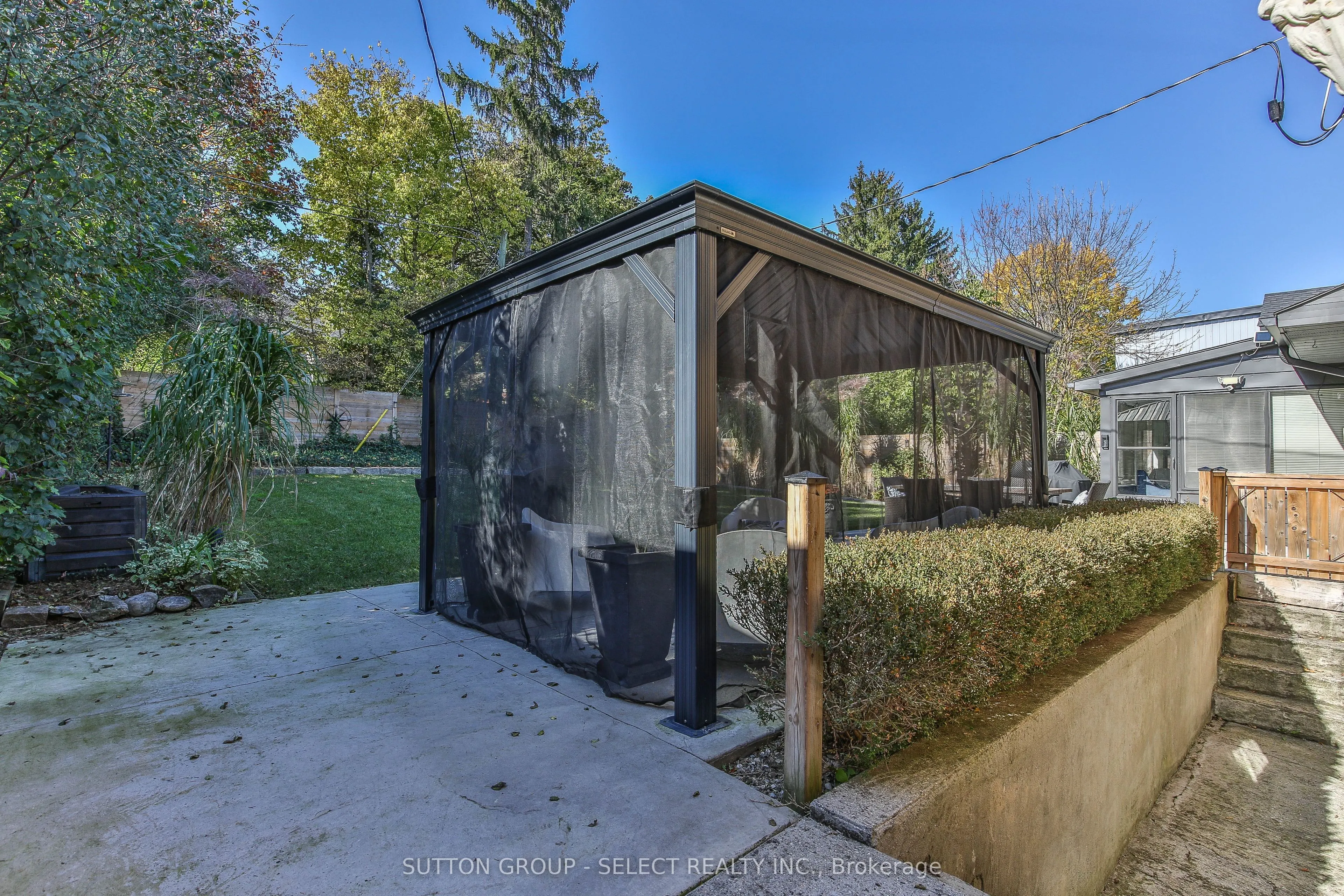 35 Croxton Road W