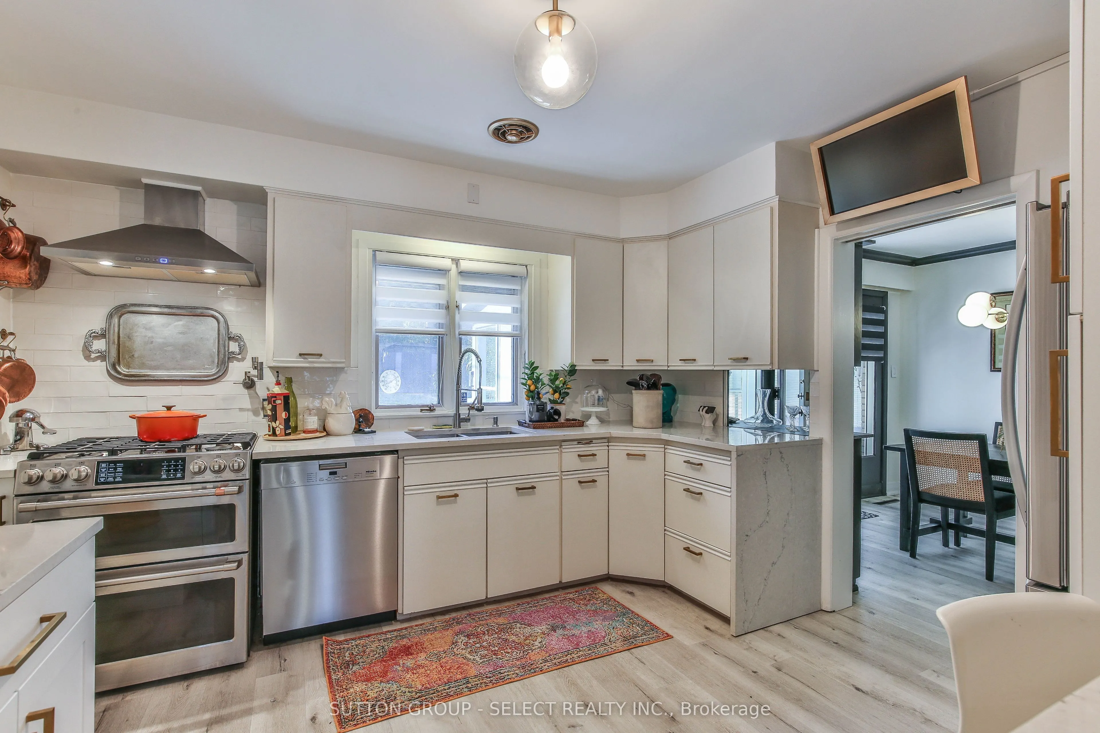 35 Croxton Road W