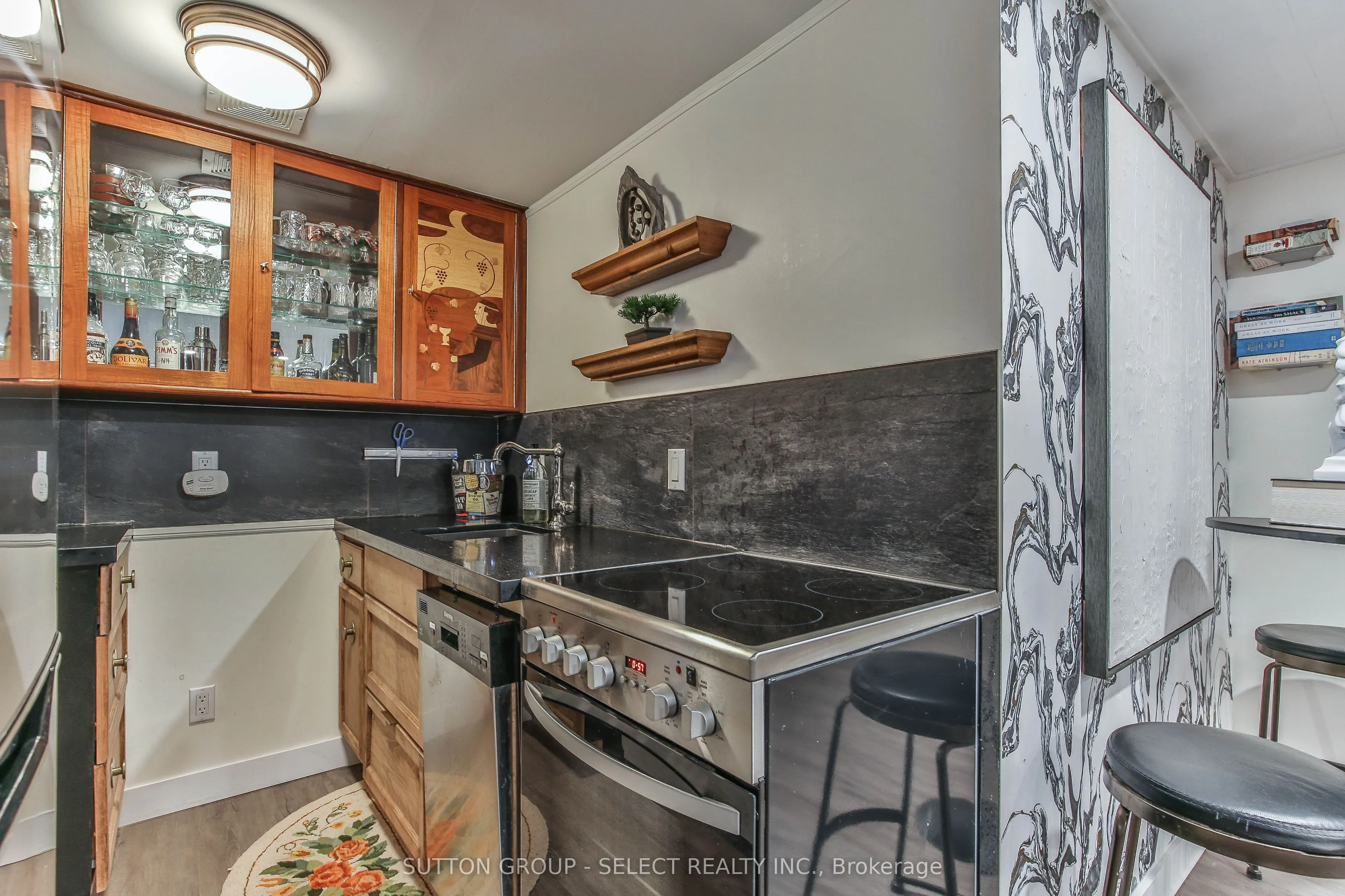 35 Croxton Road W