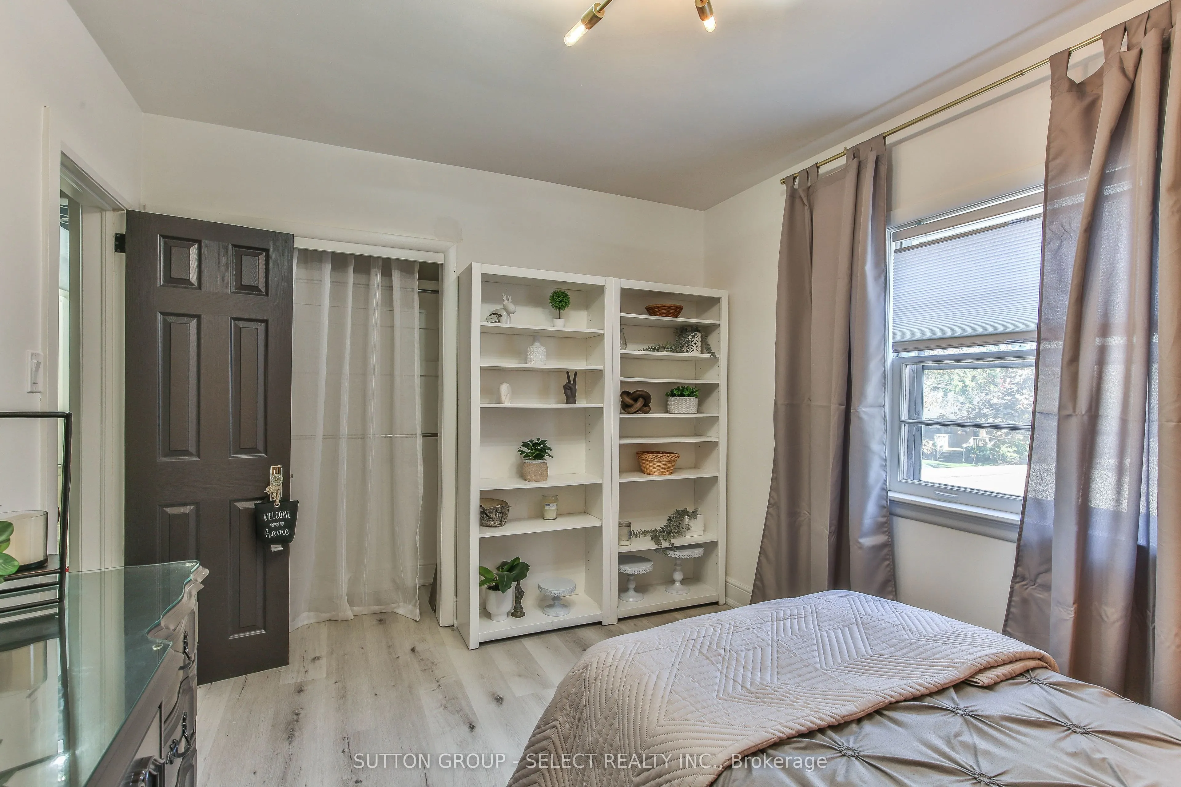 35 Croxton Road W