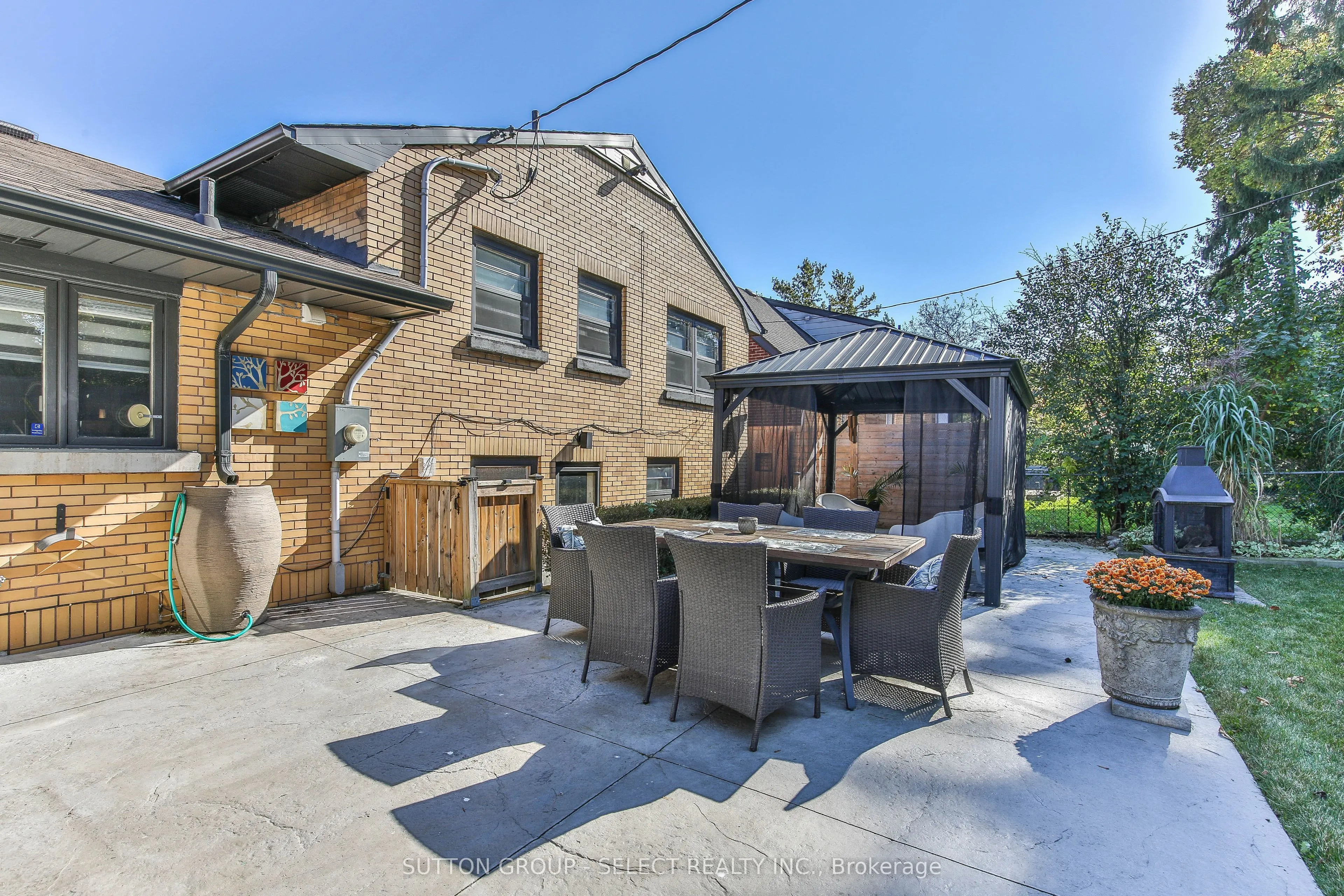 35 Croxton Road W