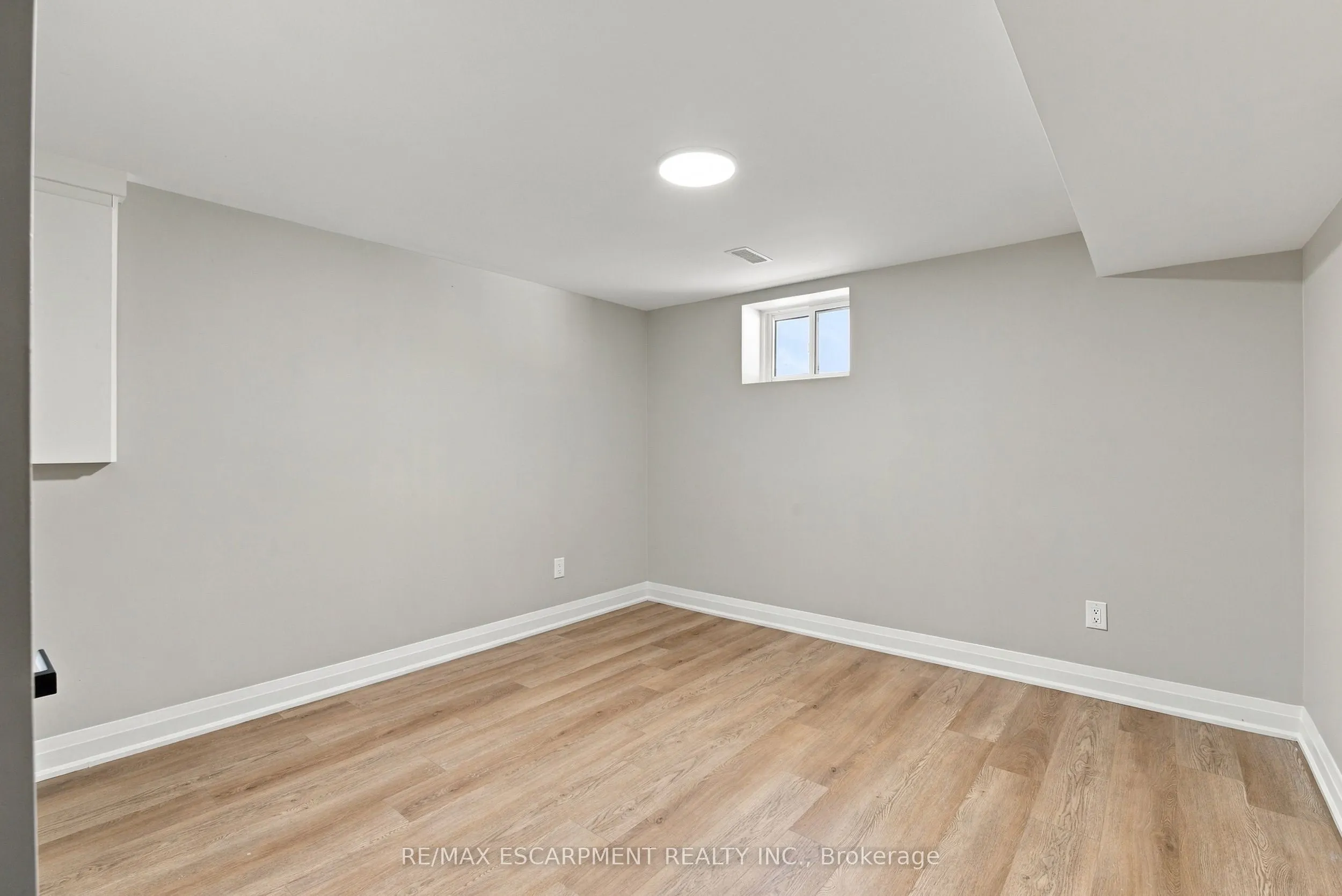 46 Bobolink Road #Lower
