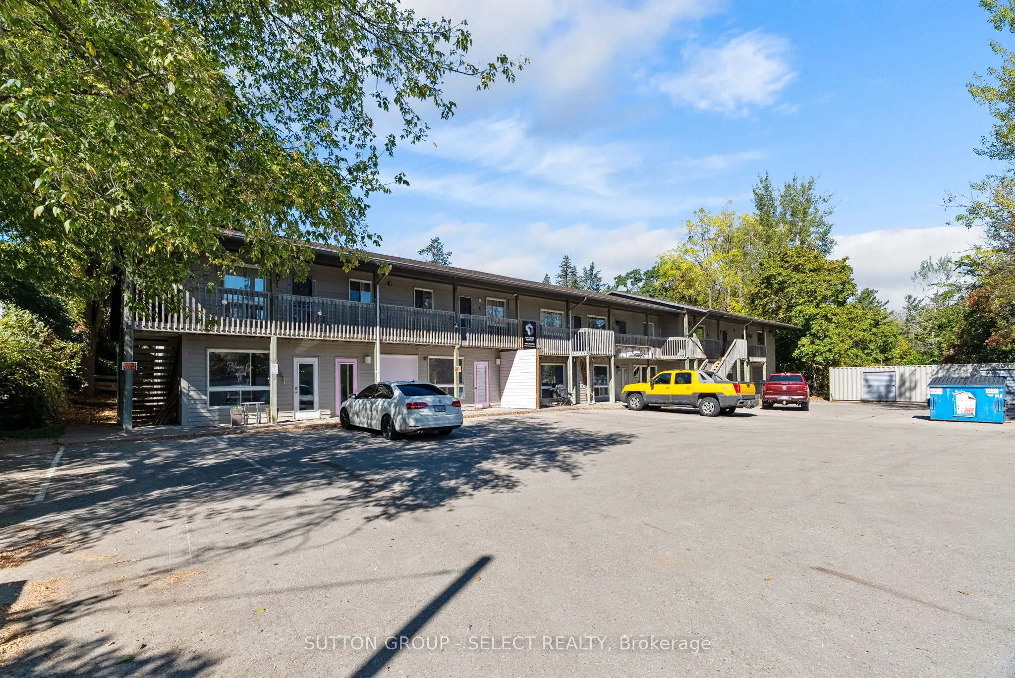 47 Ontario Street N