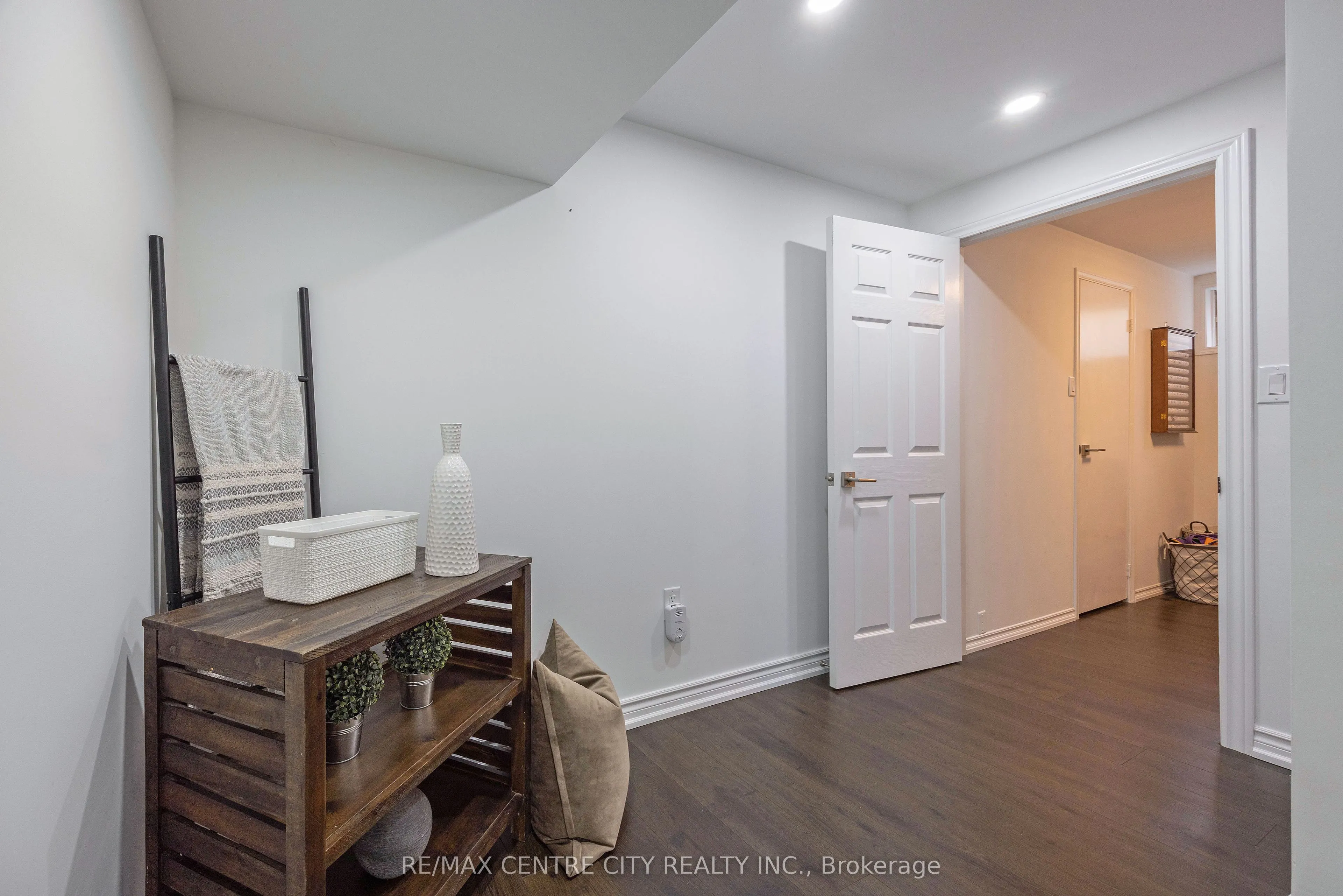 78 Summerdale Place