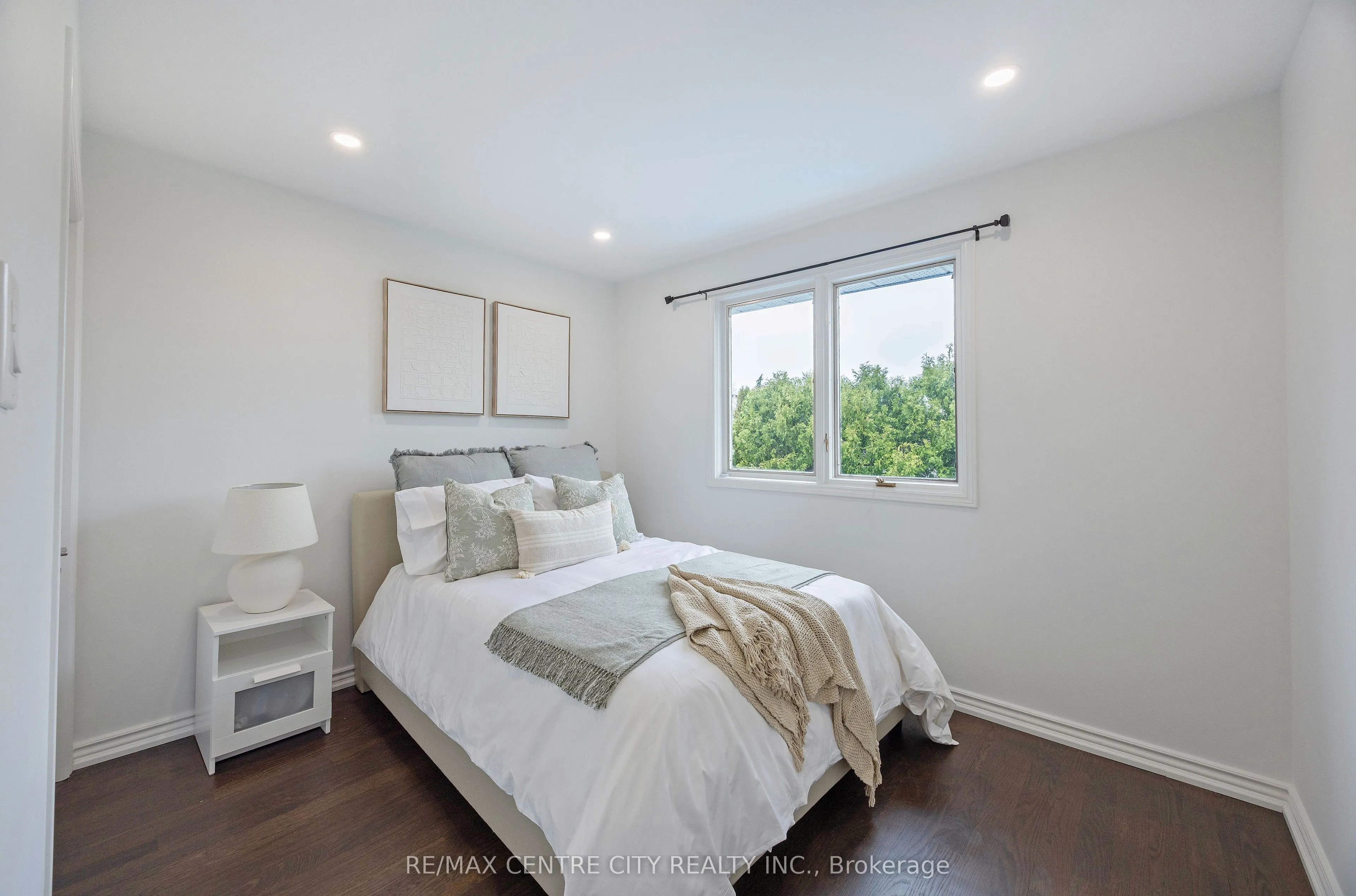 78 Summerdale Place
