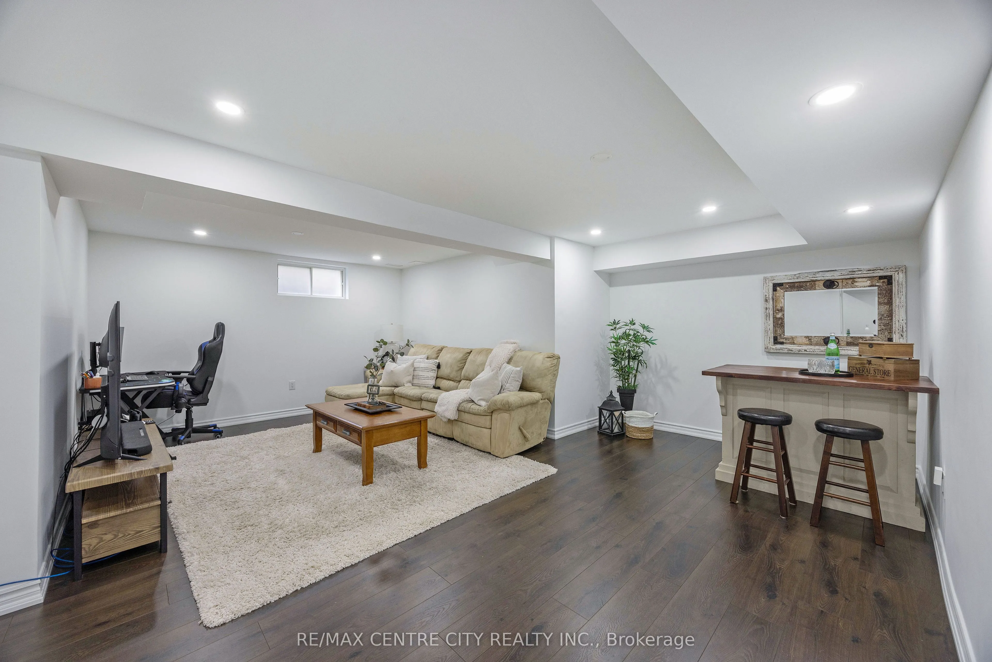 78 Summerdale Place