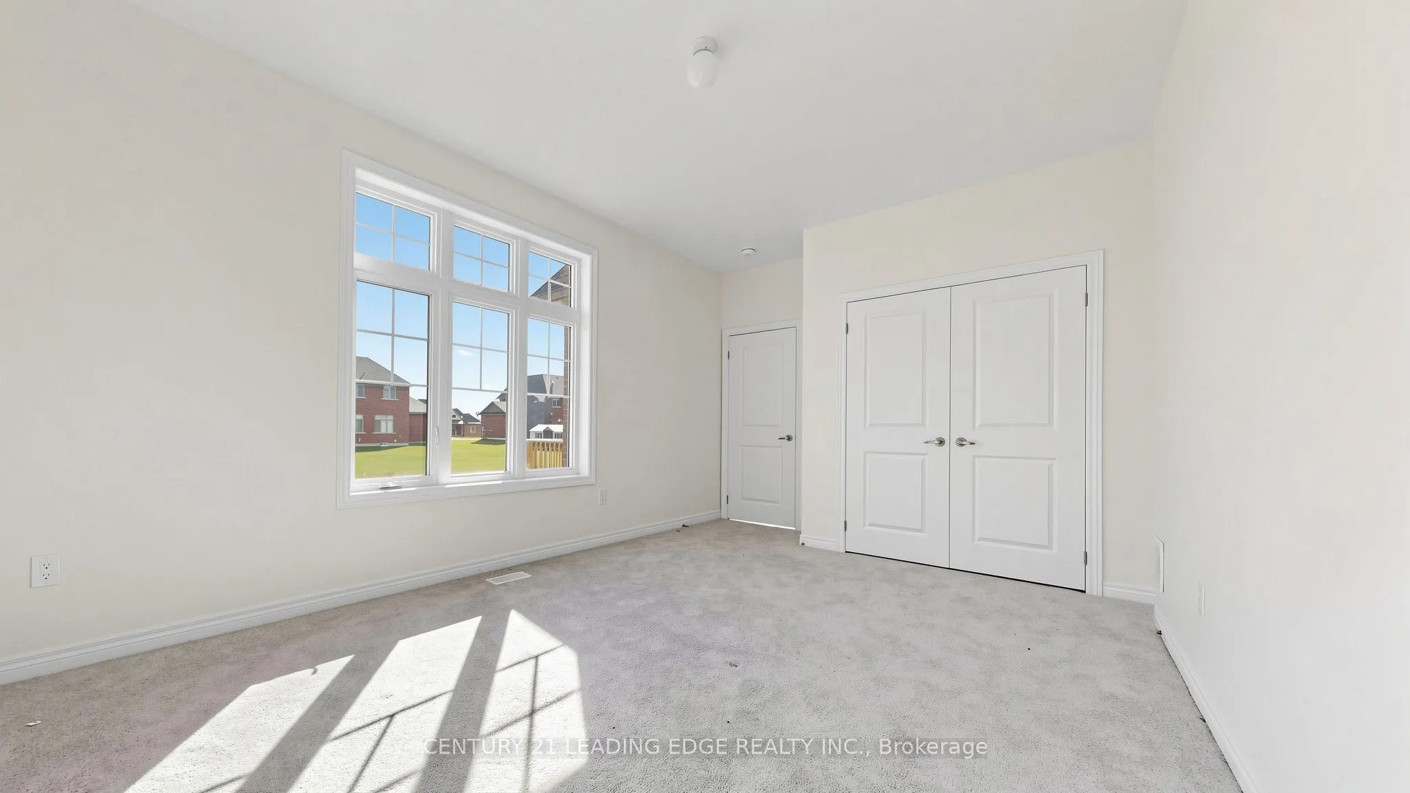 8 Skyvue Crescent