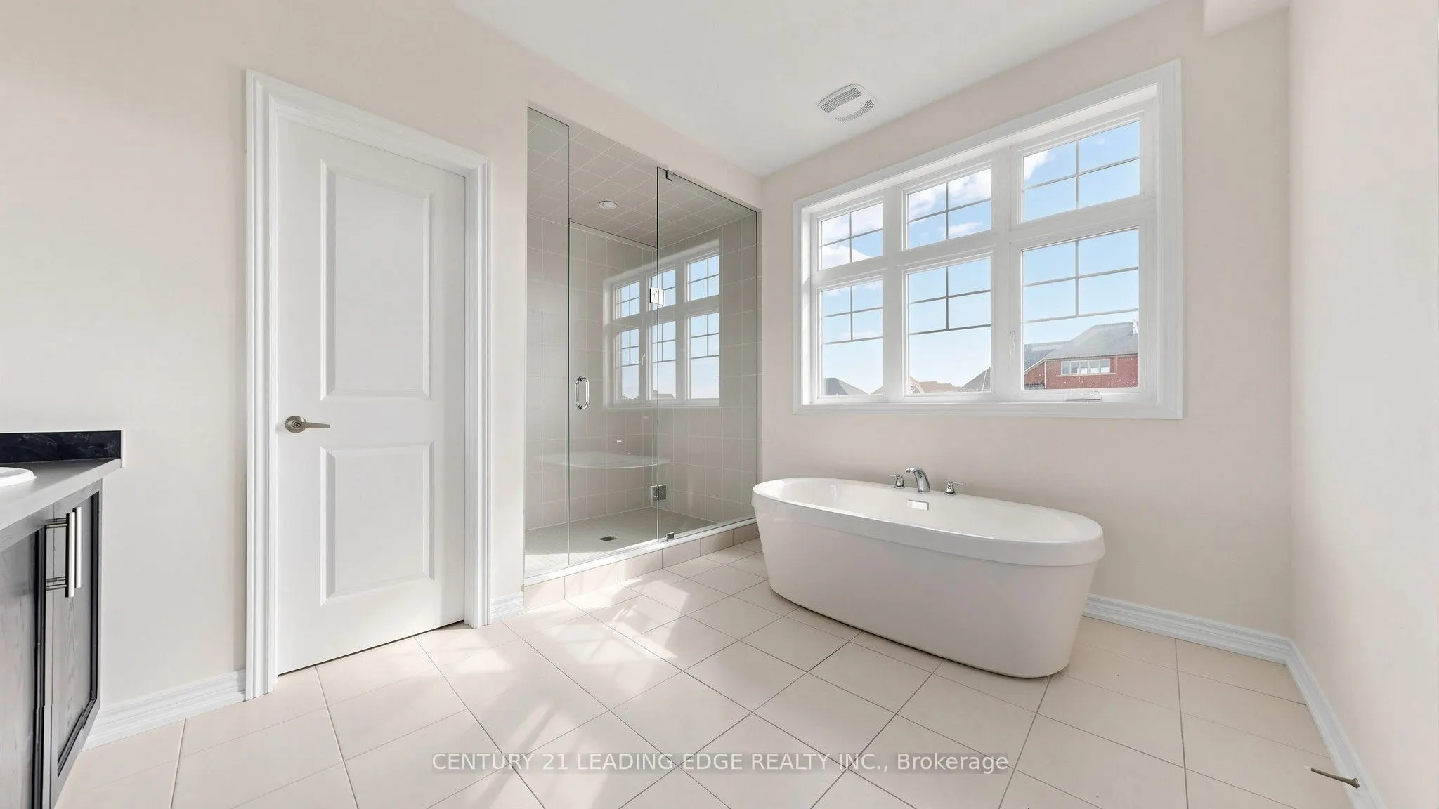 8 Skyvue Crescent