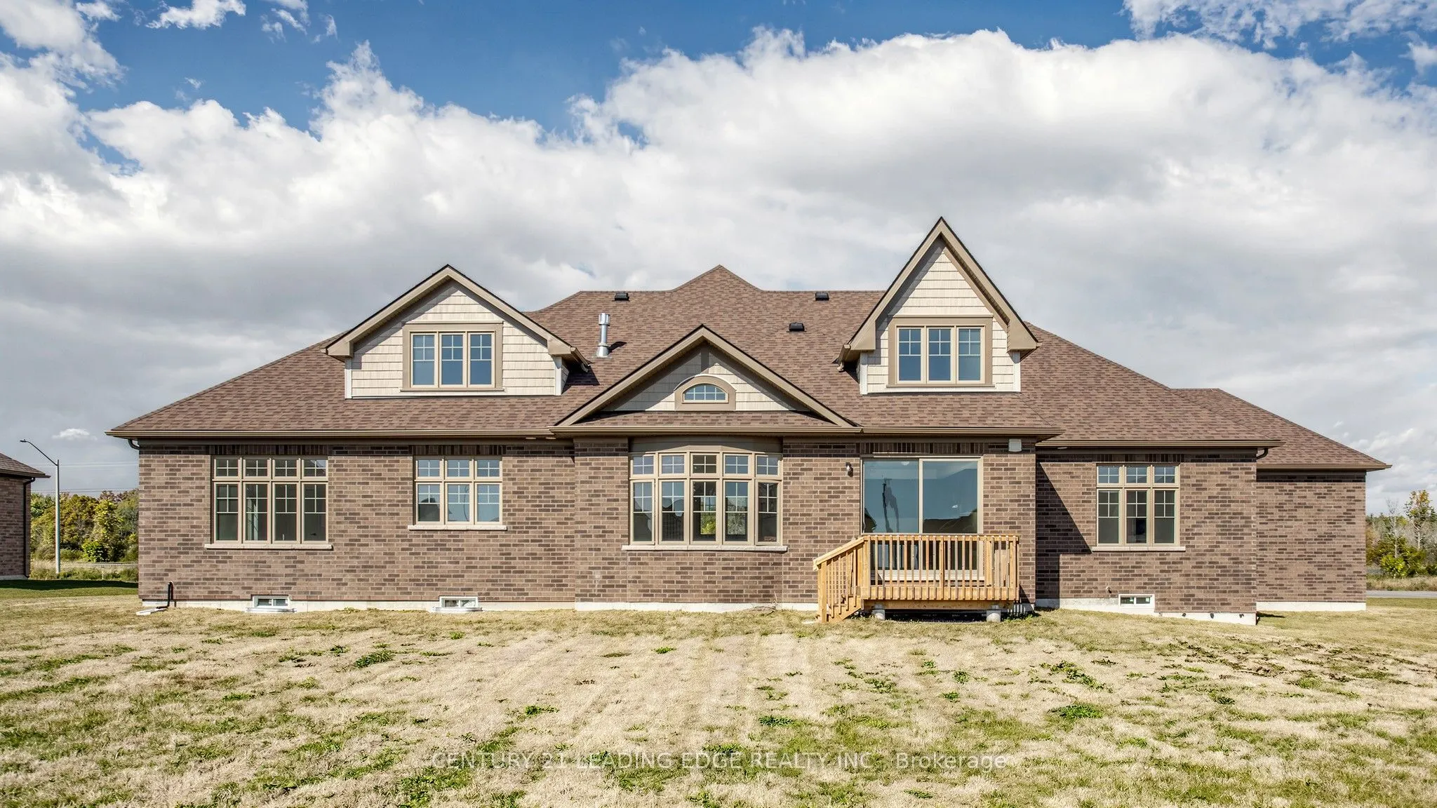 8 Skyvue Crescent