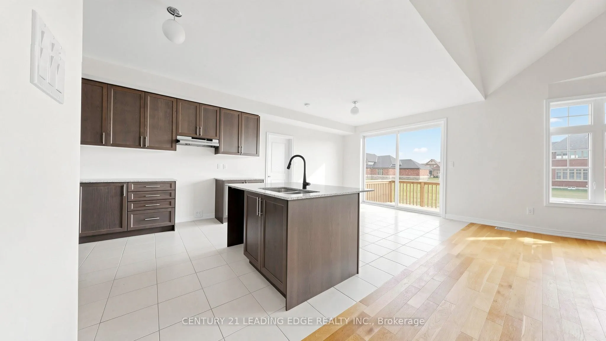 8 Skyvue Crescent