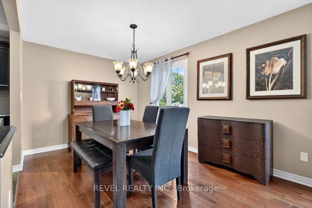 2 LORING Crescent