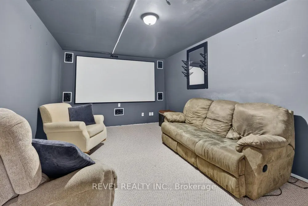 2 LORING Crescent