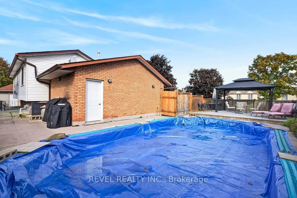 2 LORING Crescent