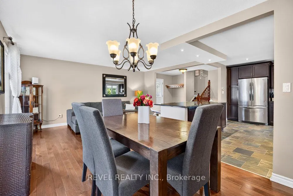 2 LORING Crescent