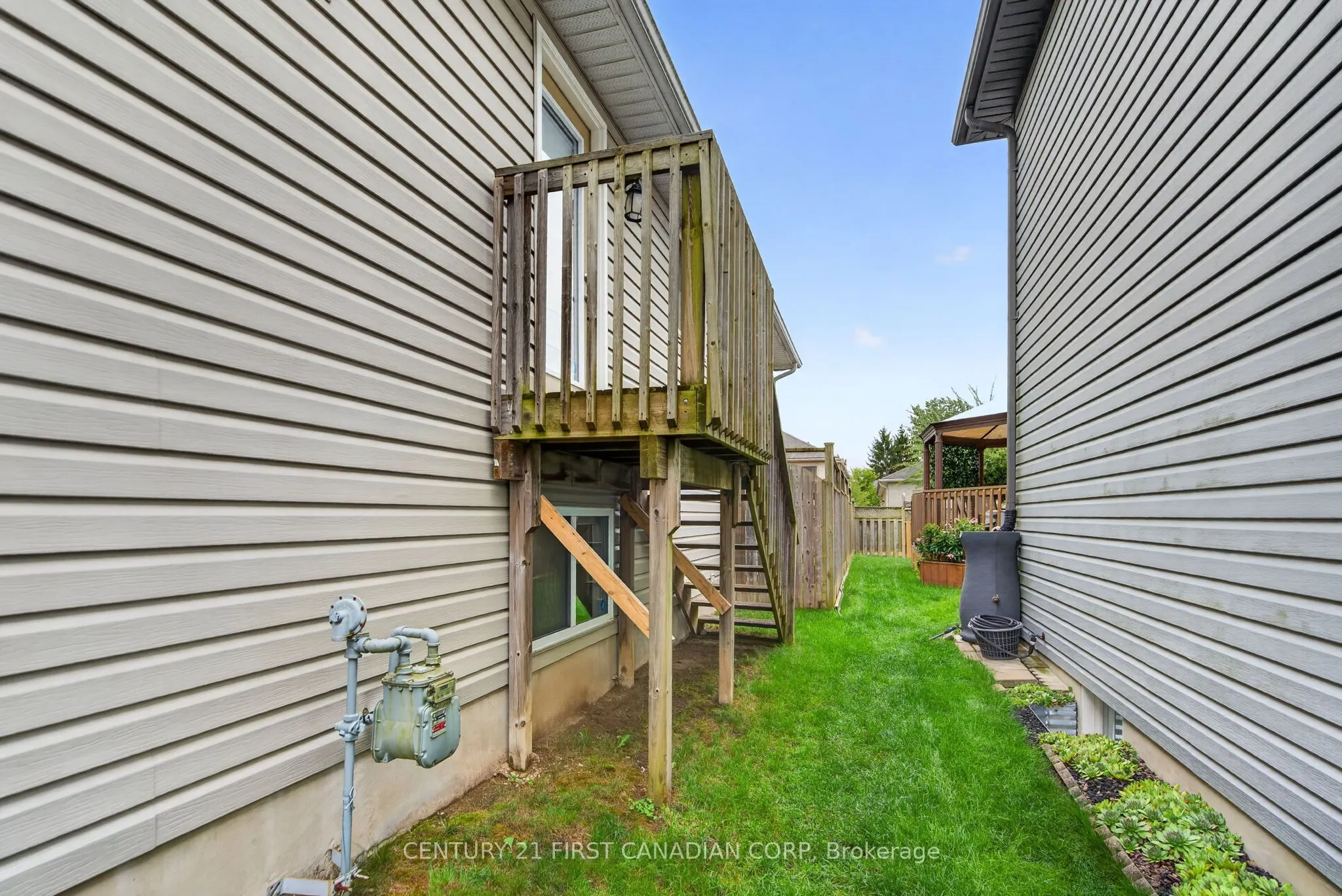 1354 Aspenridge Crescent