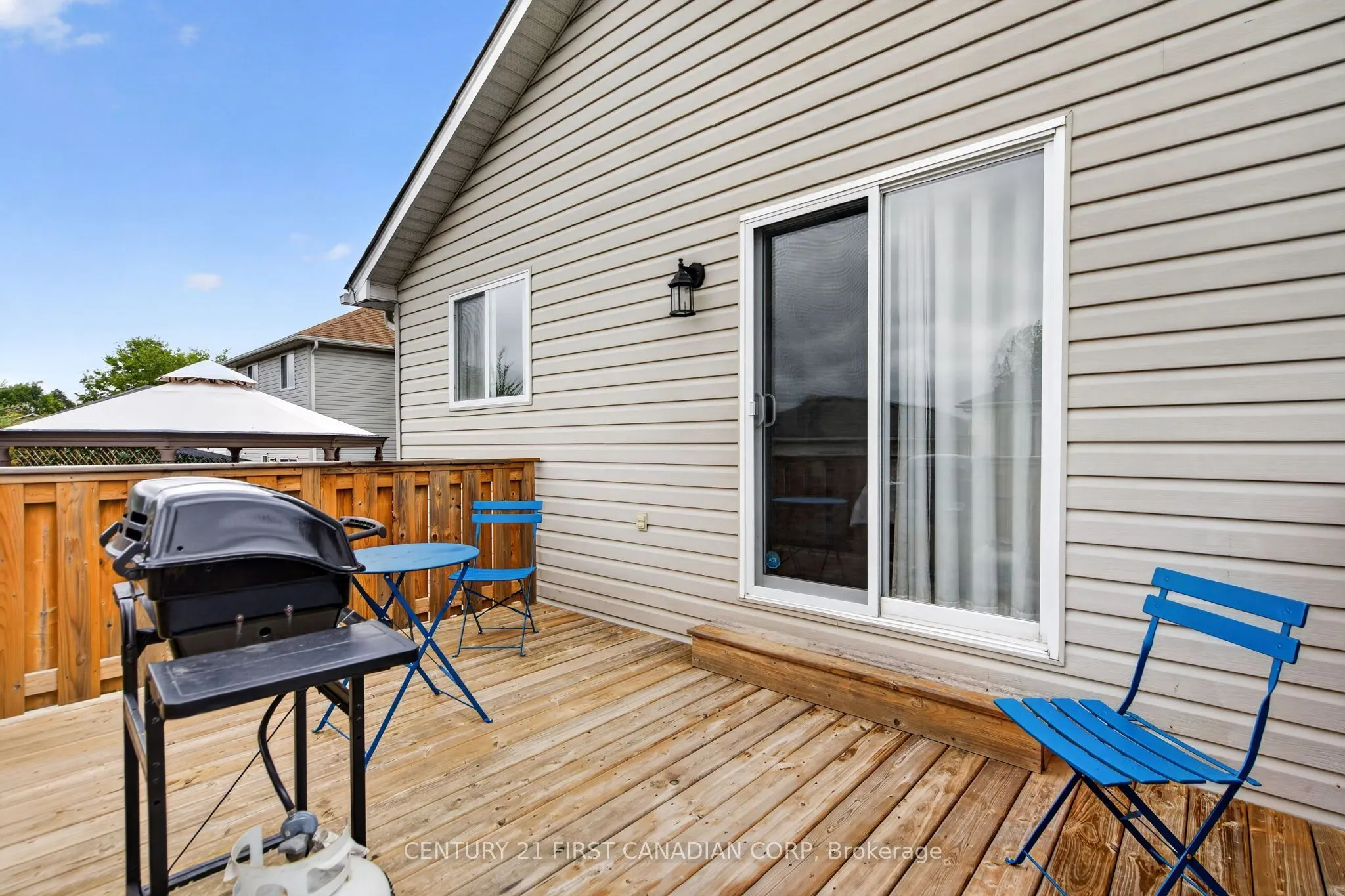 1354 Aspenridge Crescent
