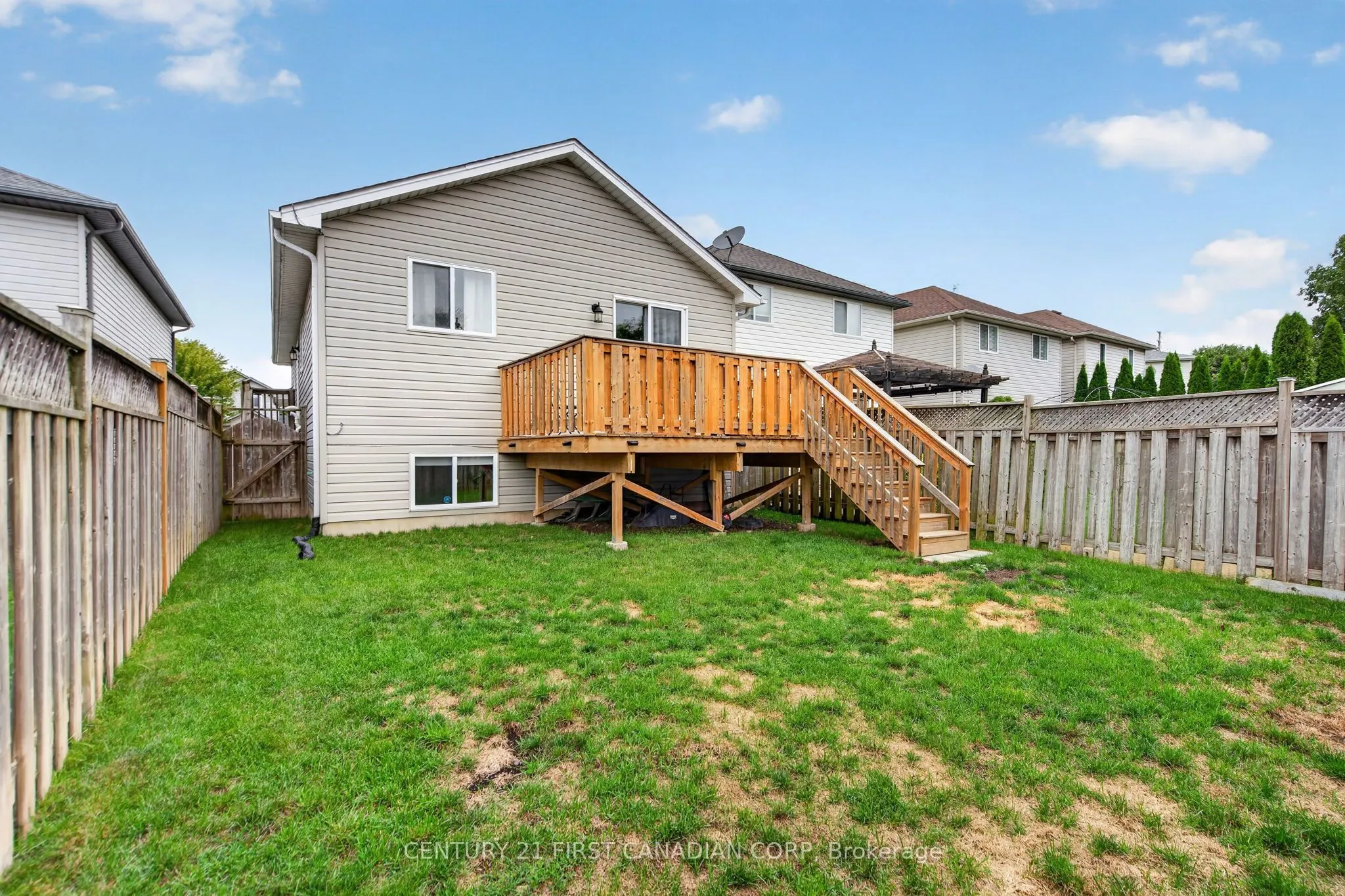 1354 Aspenridge Crescent