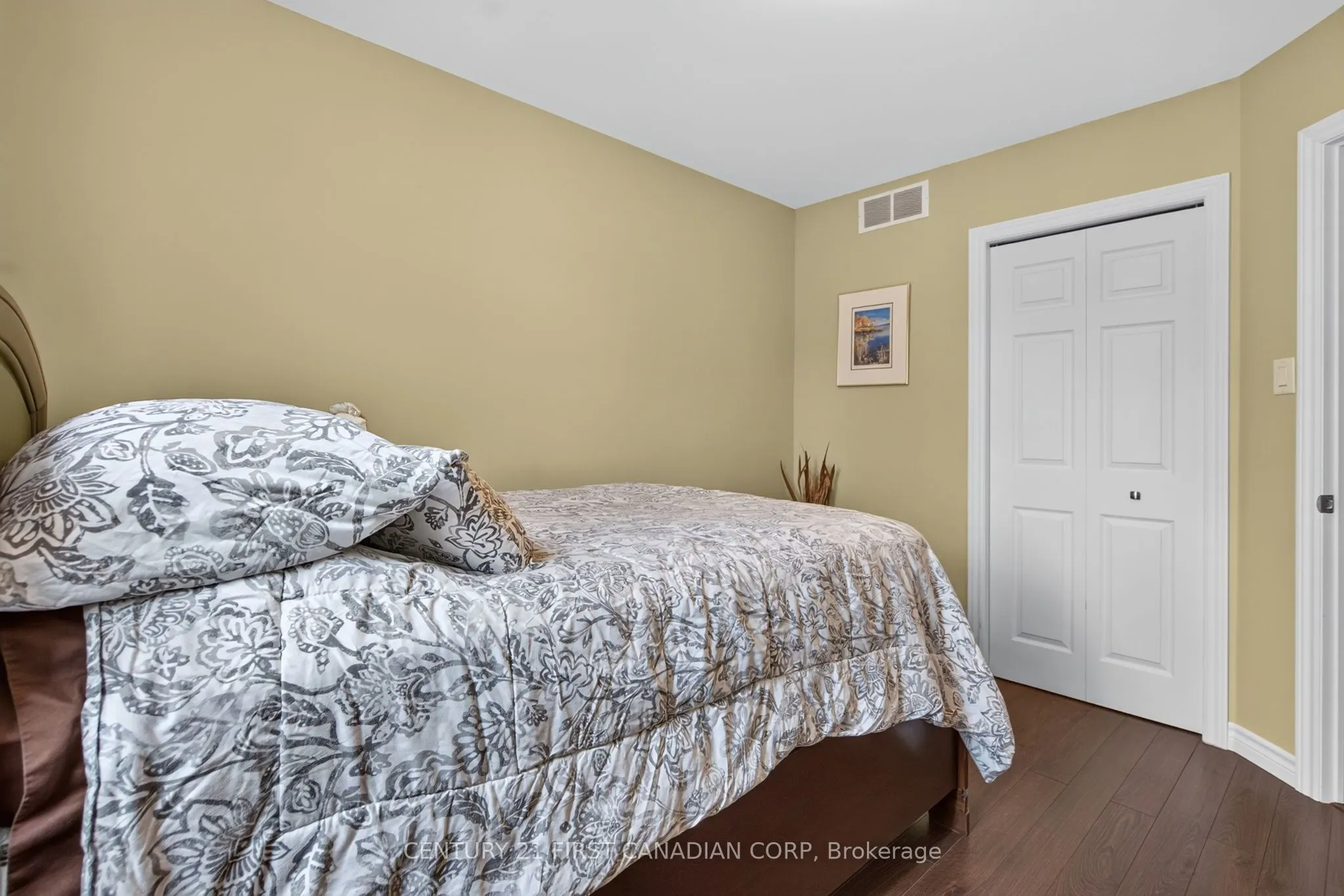 1354 Aspenridge Crescent