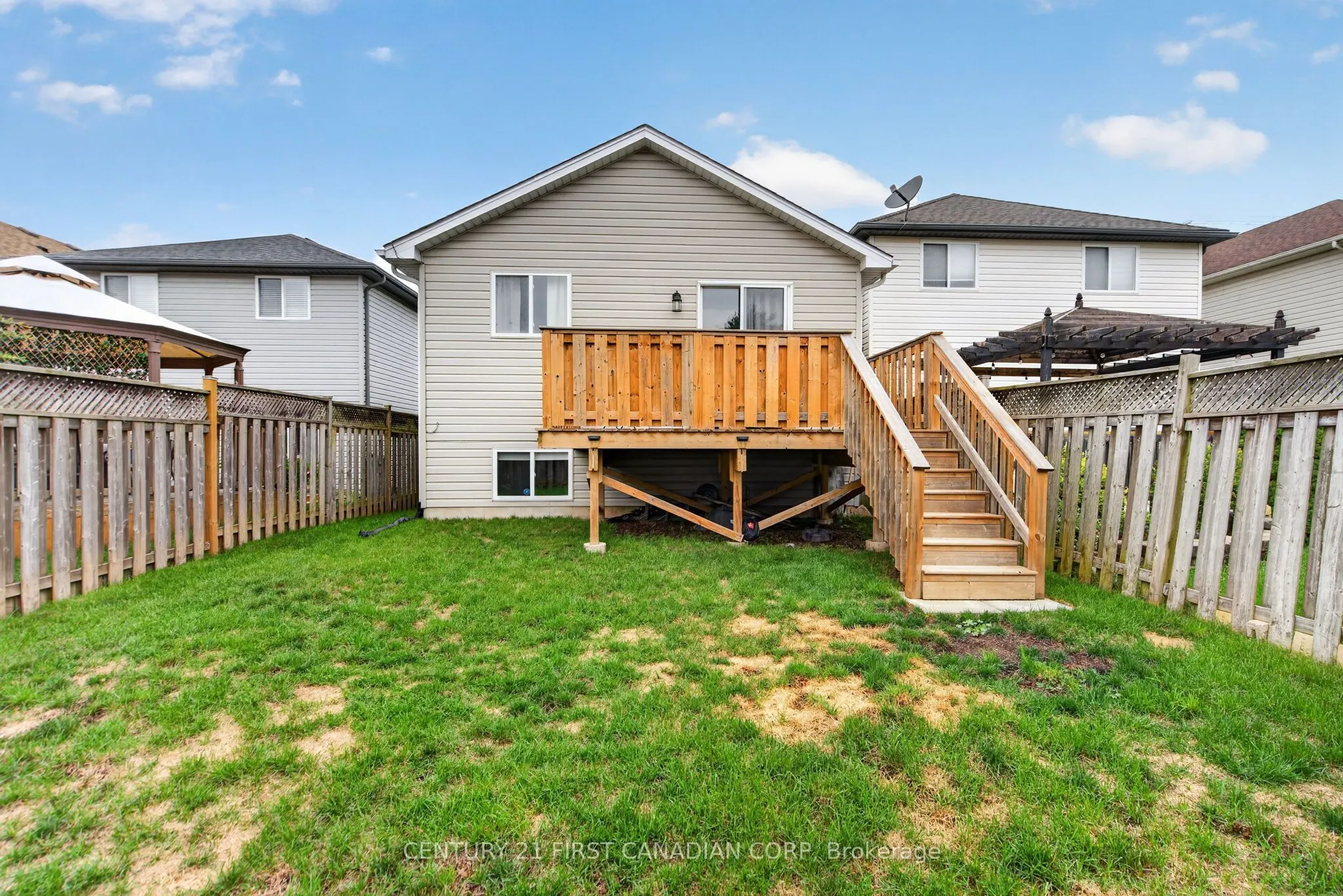 1354 Aspenridge Crescent