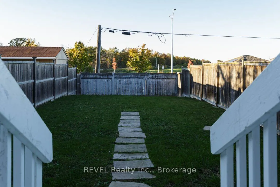 4 Keith Crescent