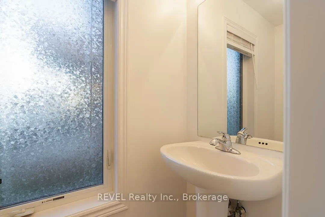 4 Keith Crescent