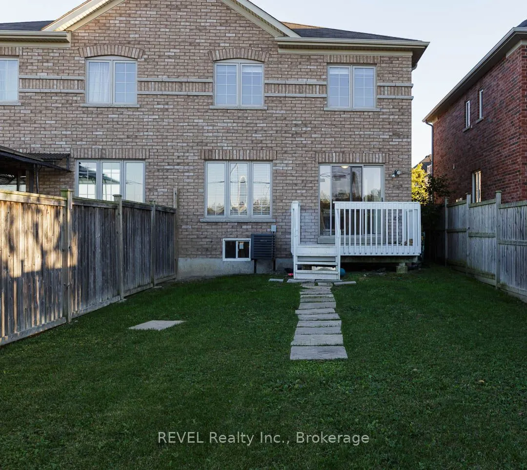 4 Keith Crescent