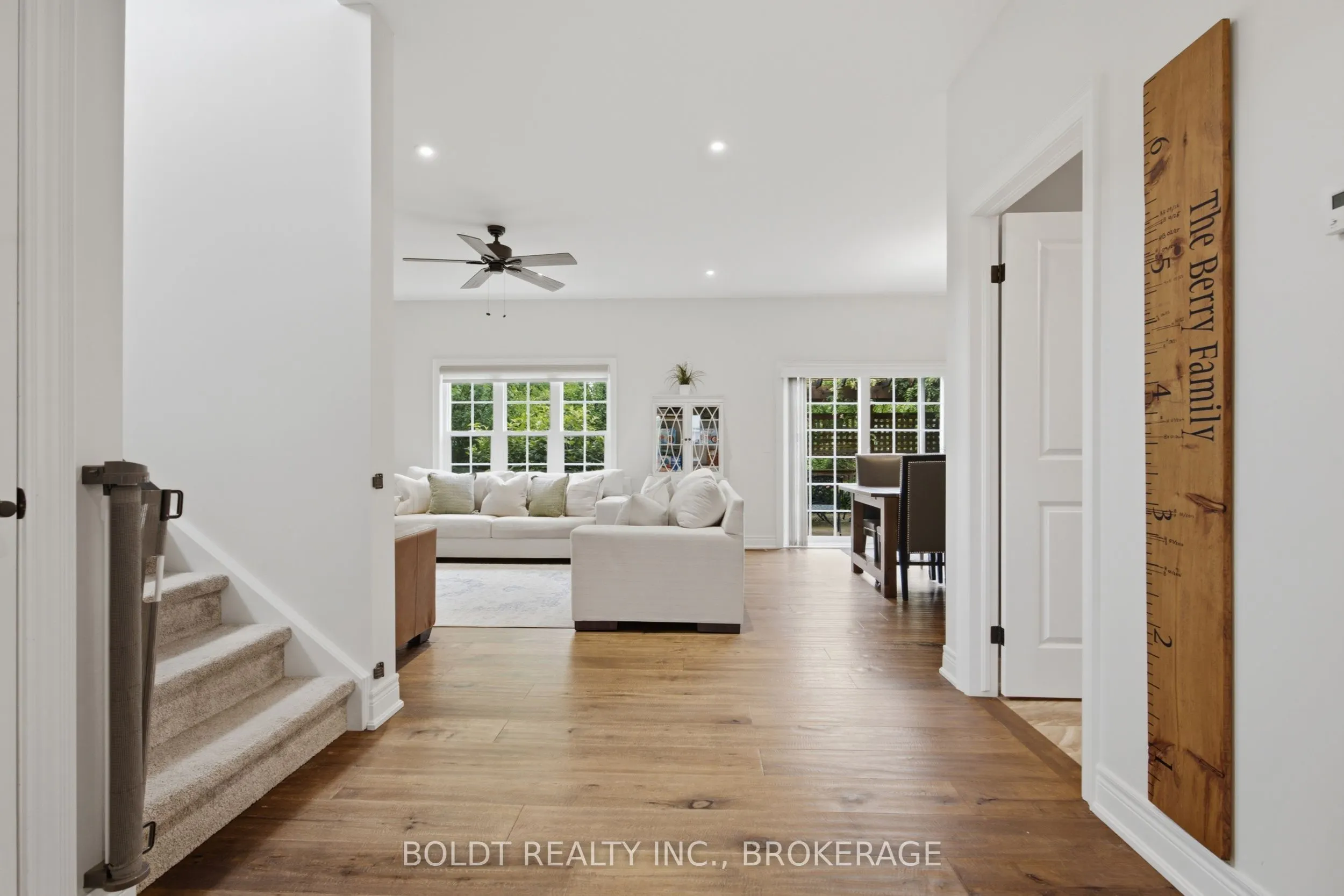 5 Gossen Street