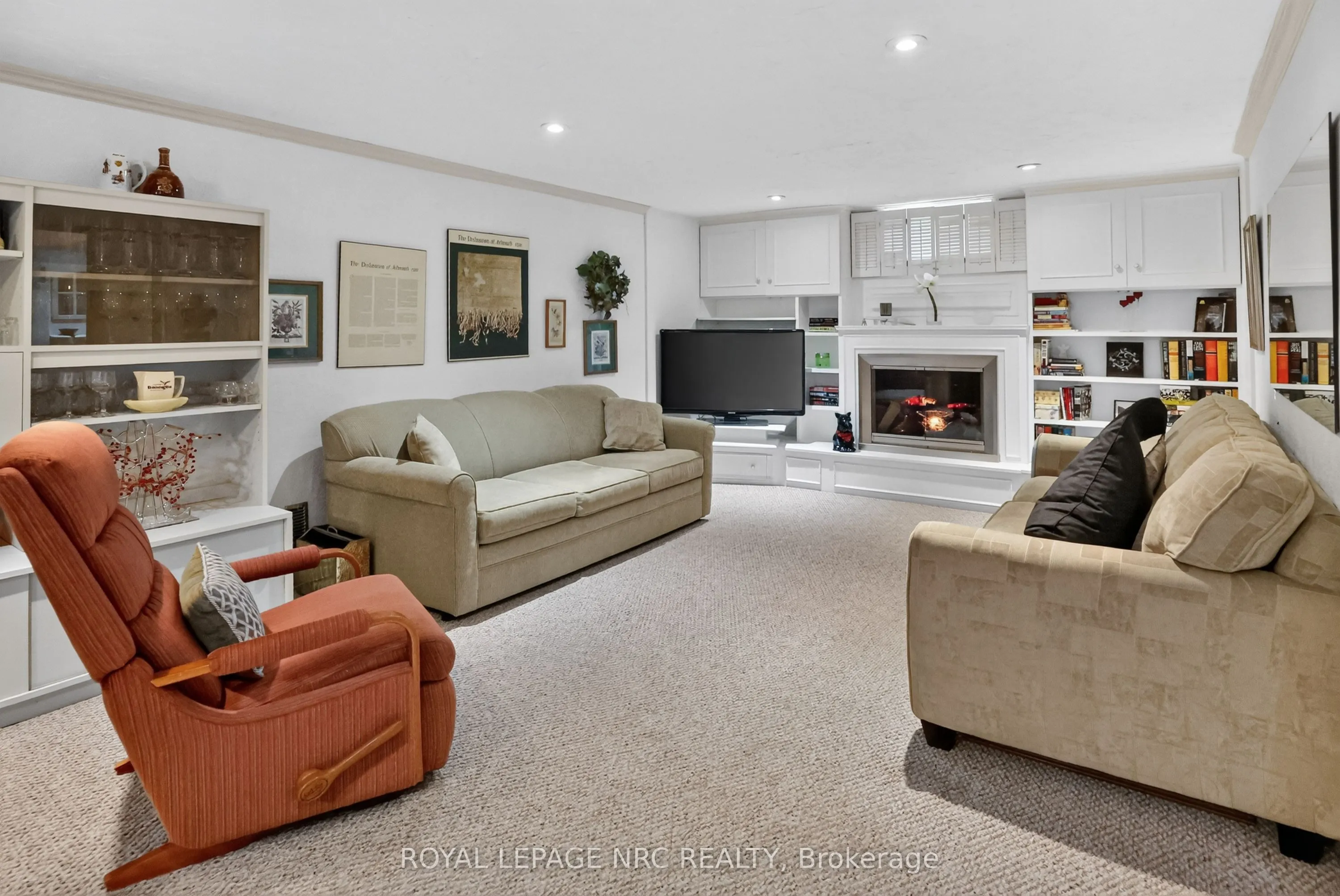 77 Leaside Drive