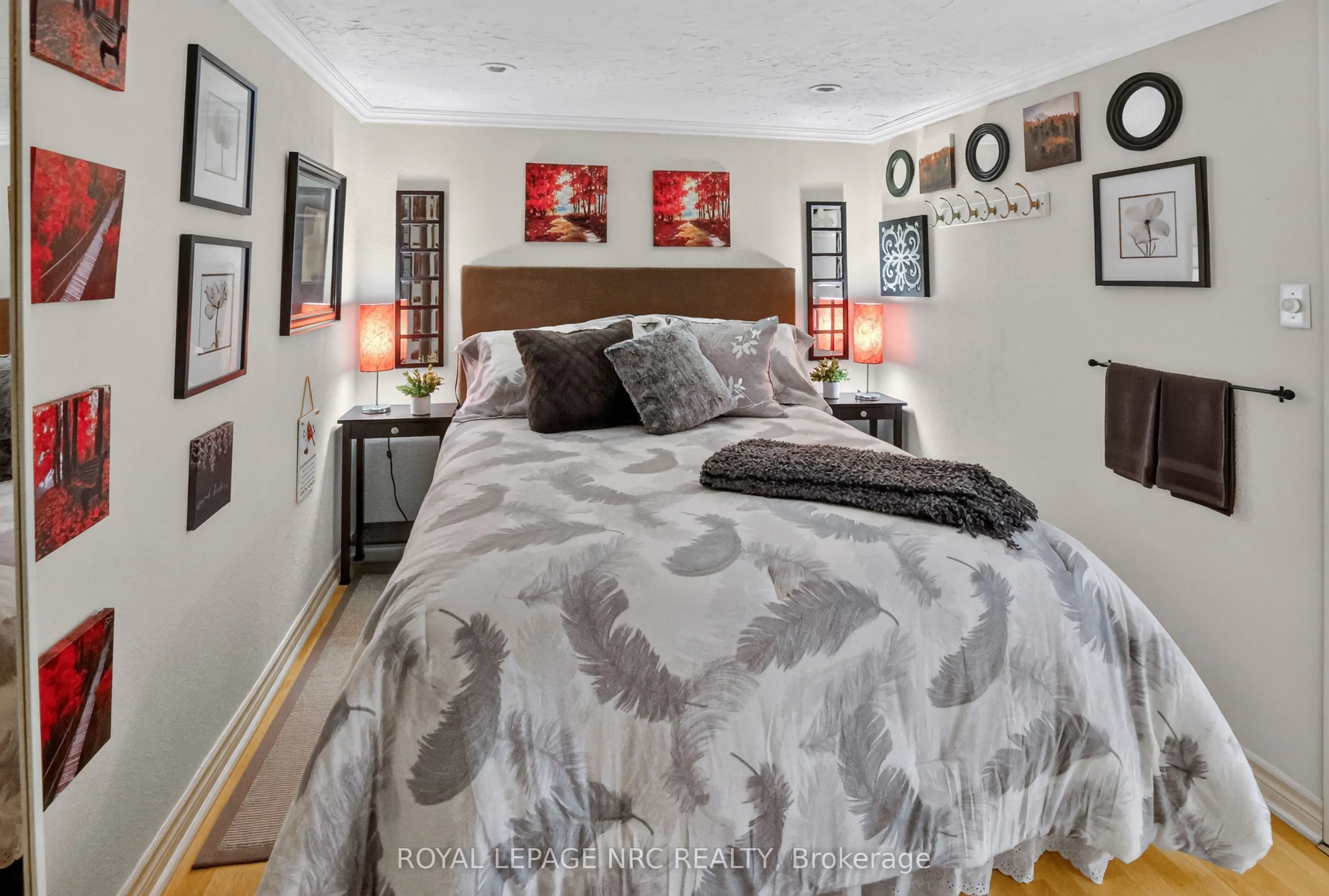 77 Leaside Drive