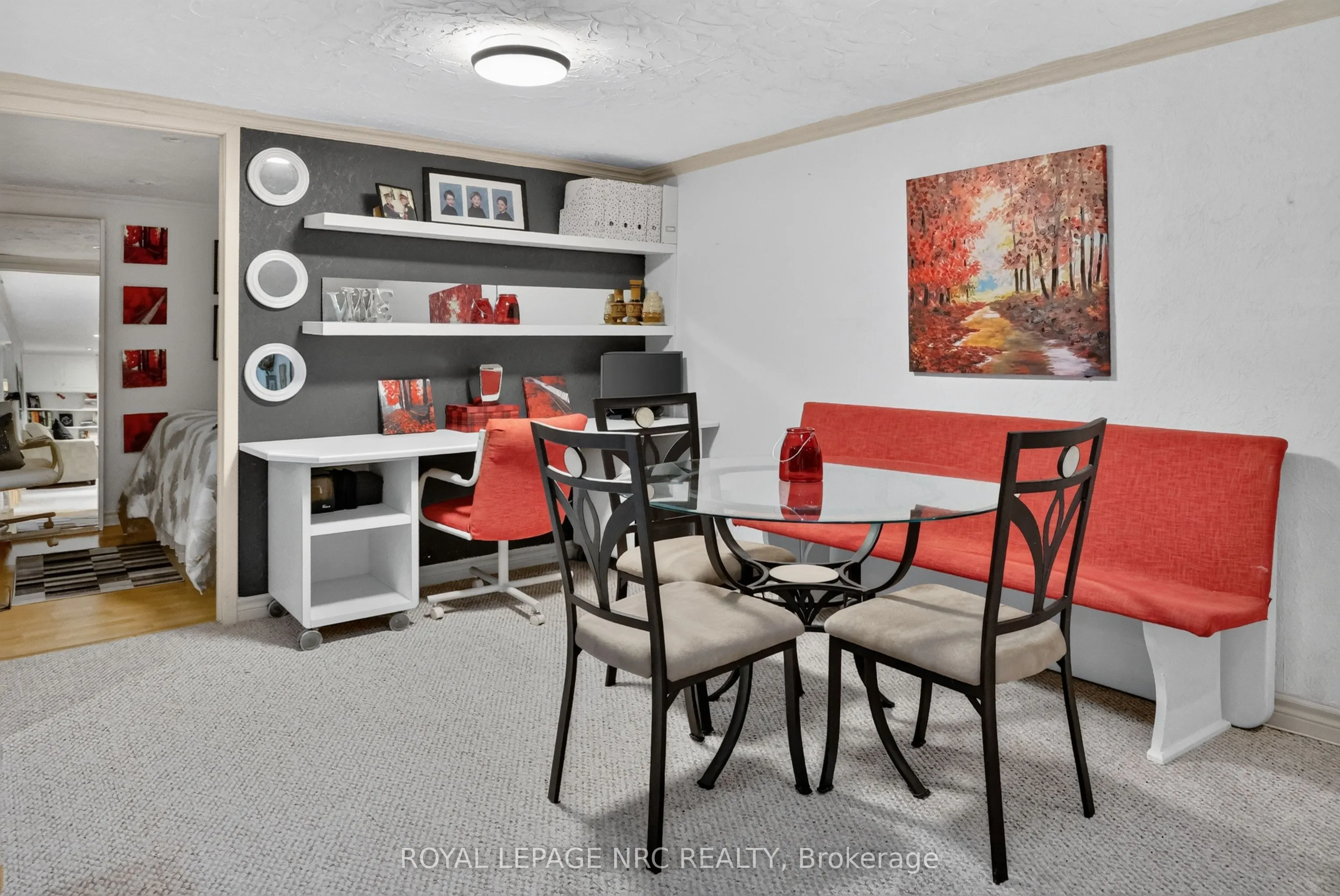 77 Leaside Drive