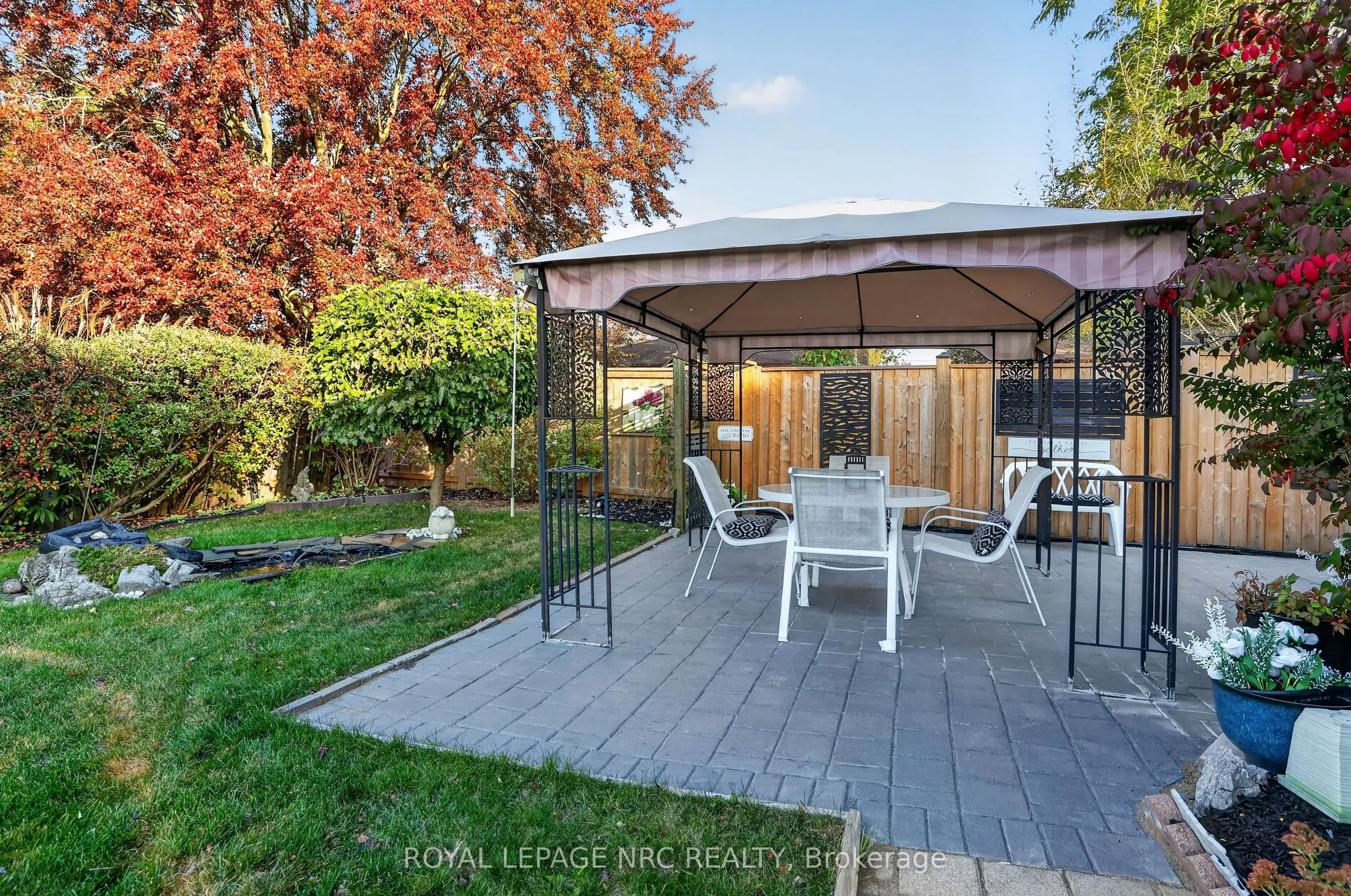 77 Leaside Drive