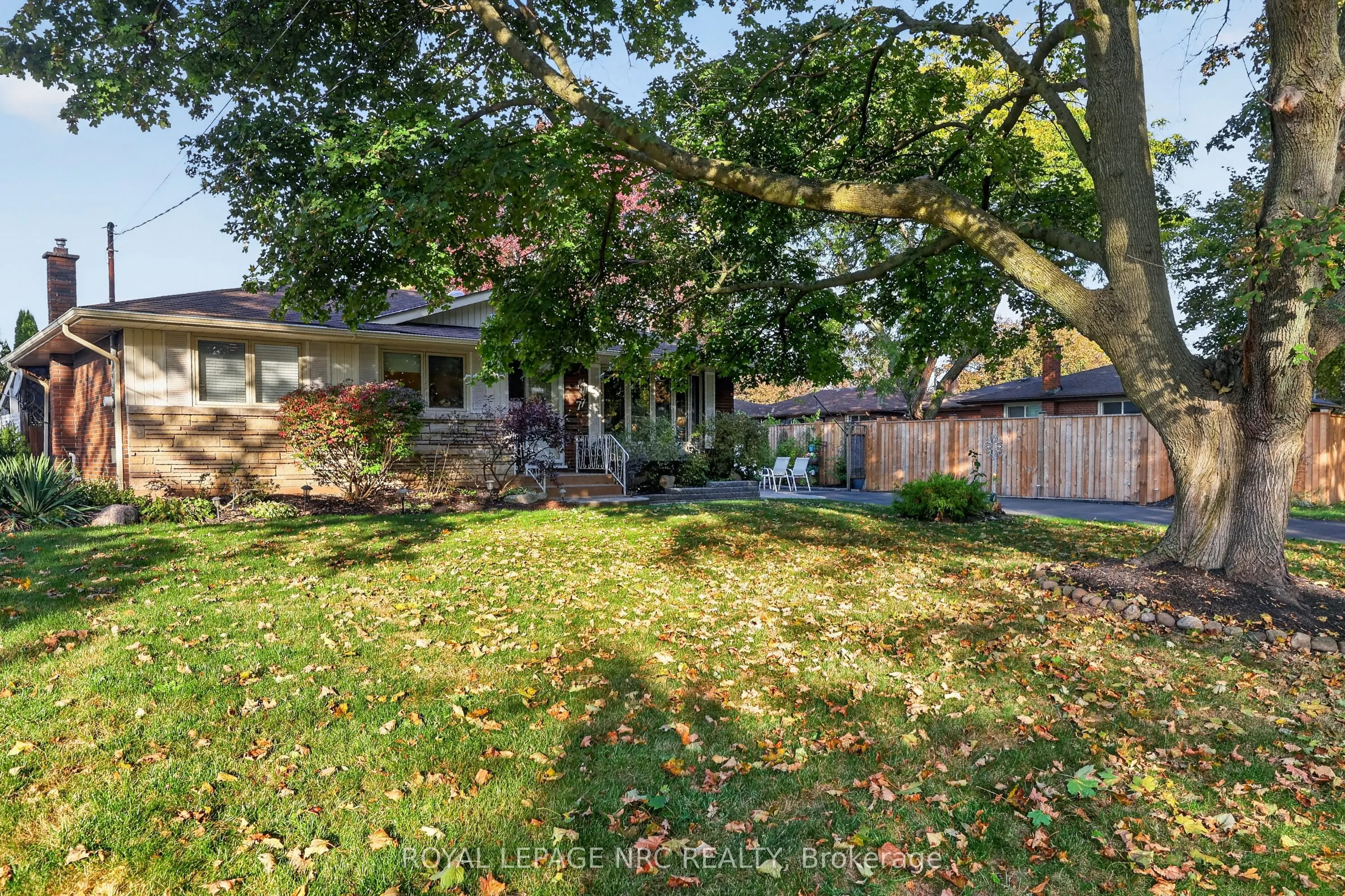77 Leaside Drive