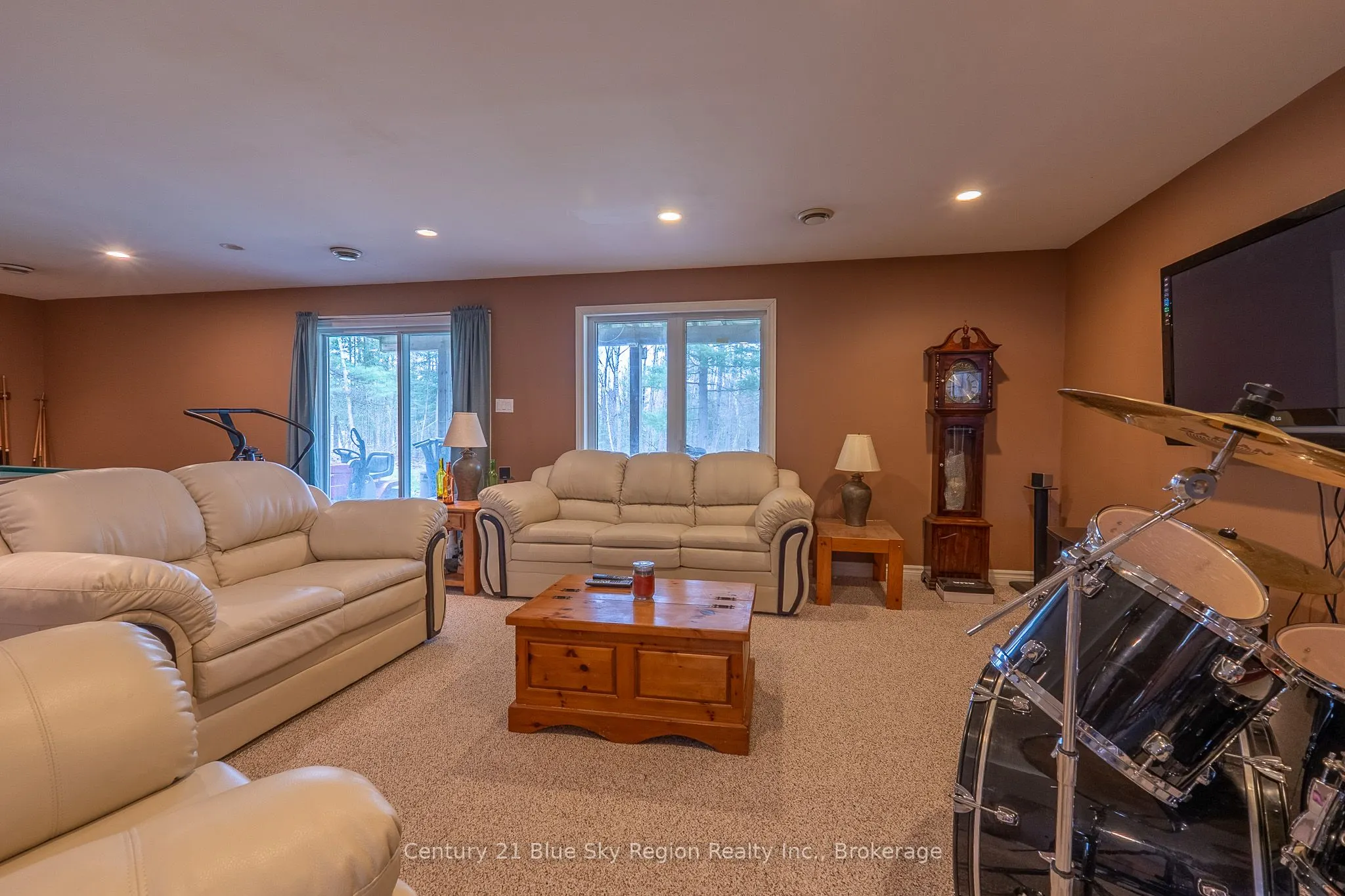 1518 PINECREEK Road S