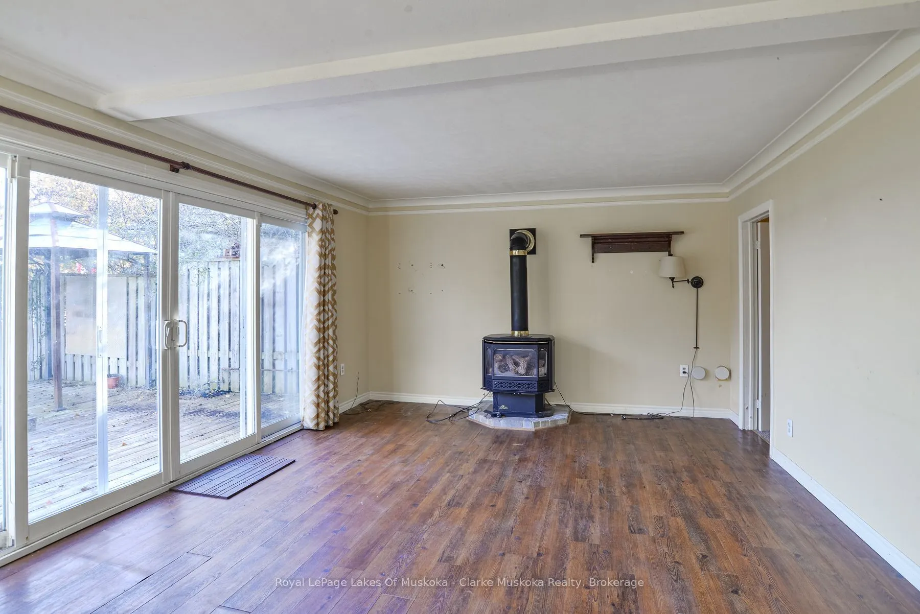 102 Fulsom Crescent