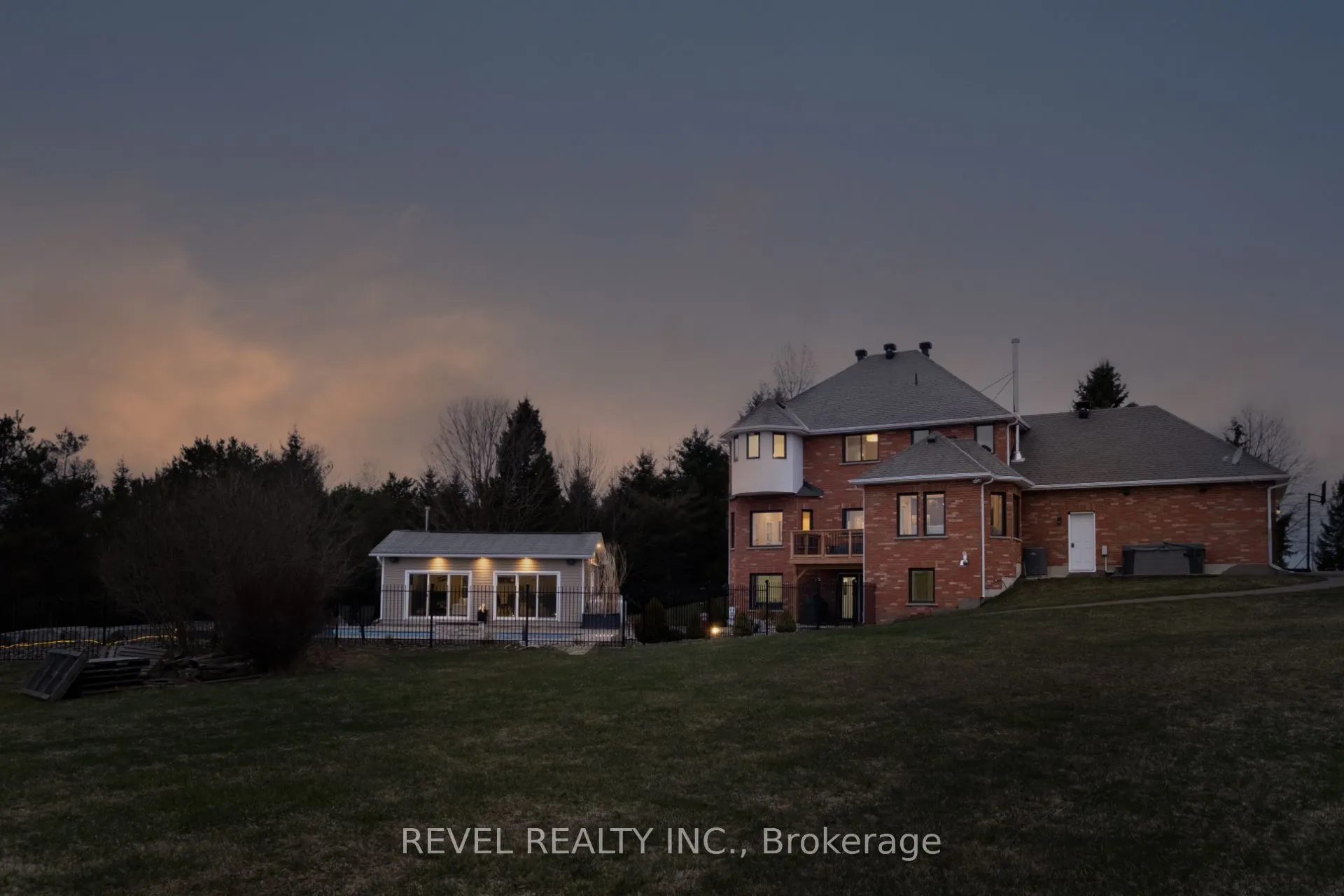 9343 Wellington 22 Road