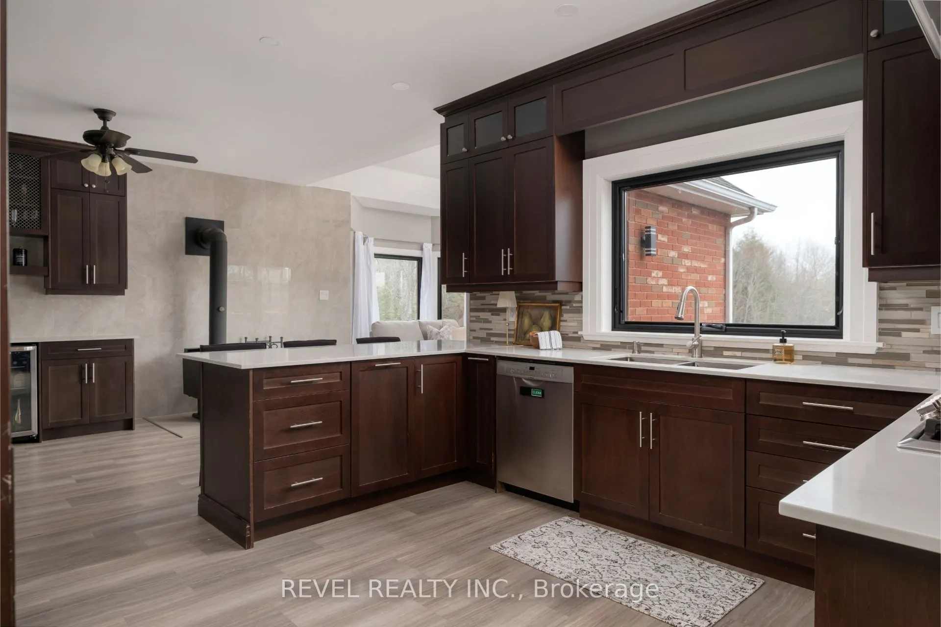 9343 Wellington 22 Road