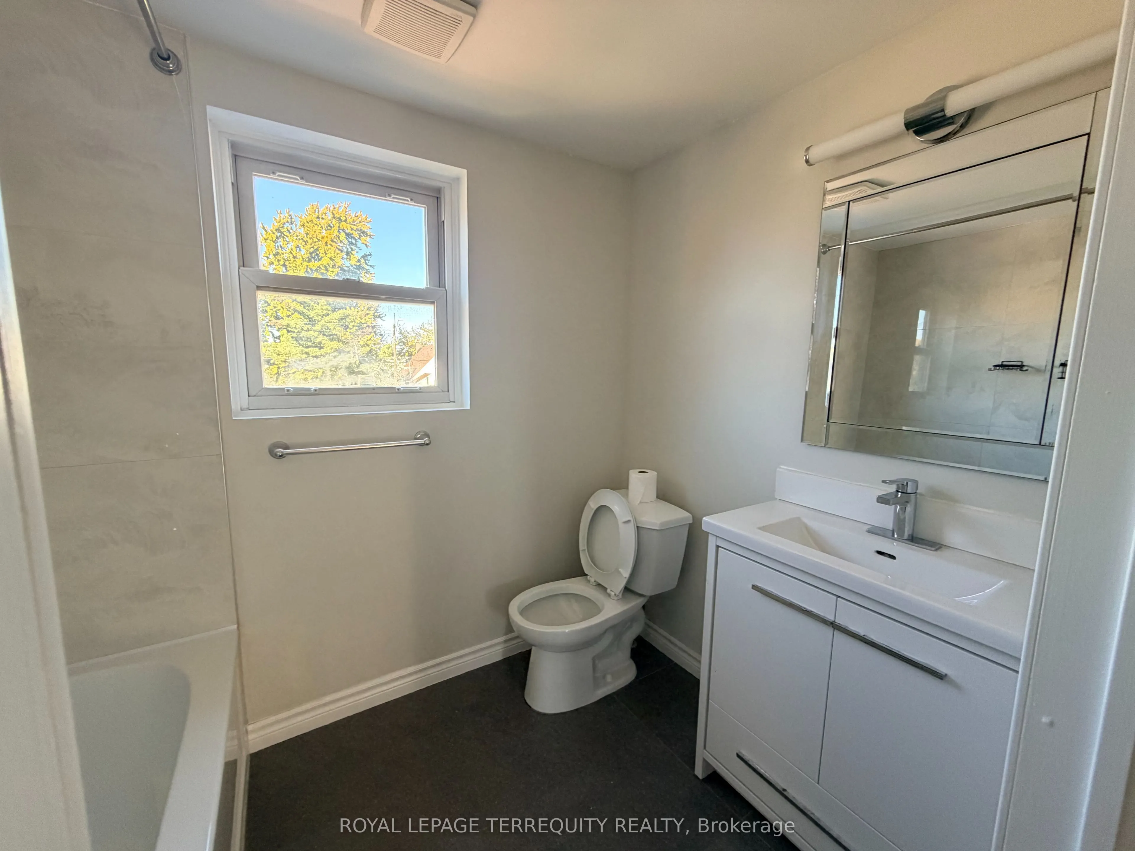 1031 Fennell Avenue E #1