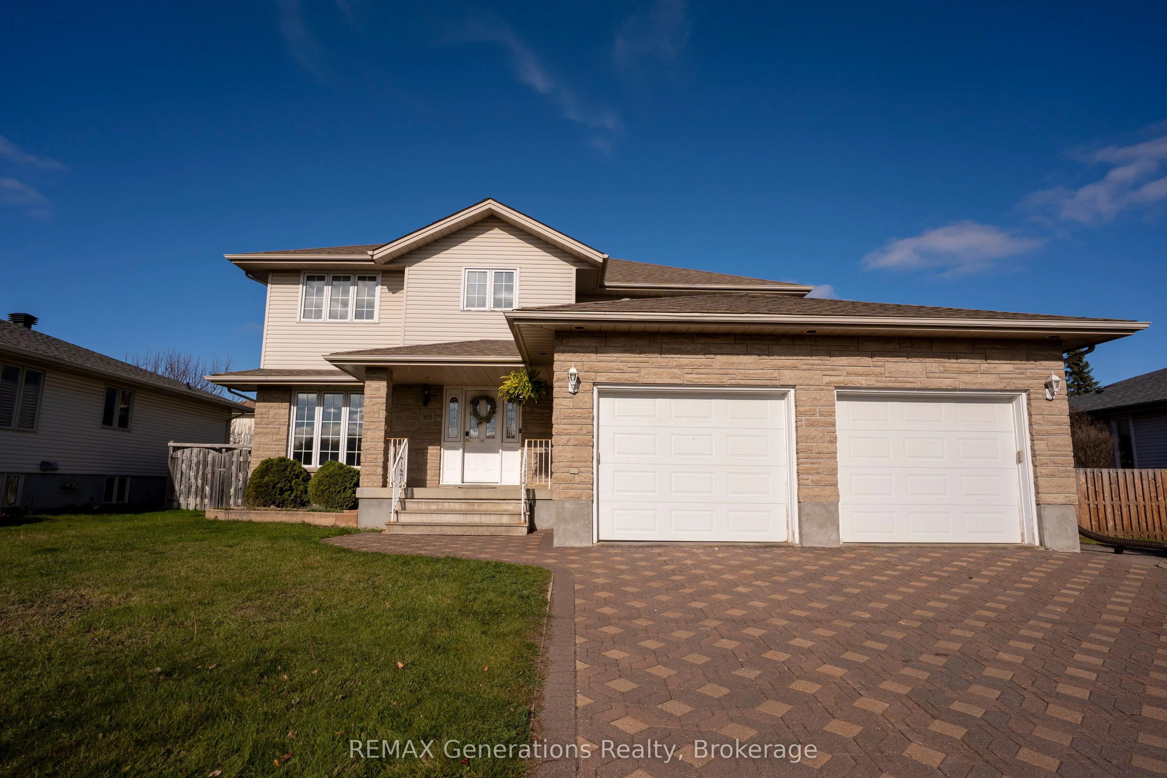 312 Wade Crescent